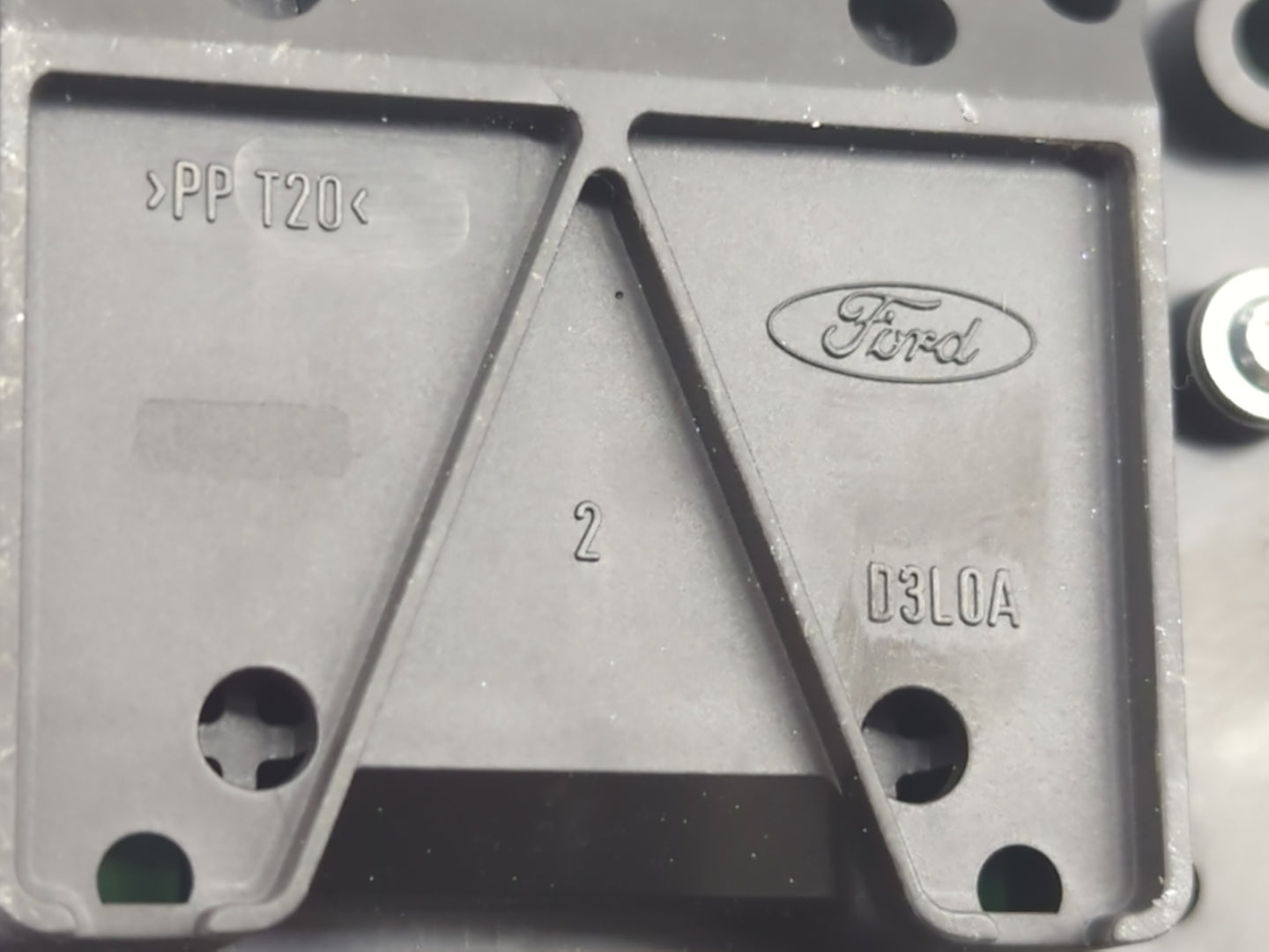 2014-2015 Ford Fiesta Radio Control Panel - Oemusedautoparts1.com