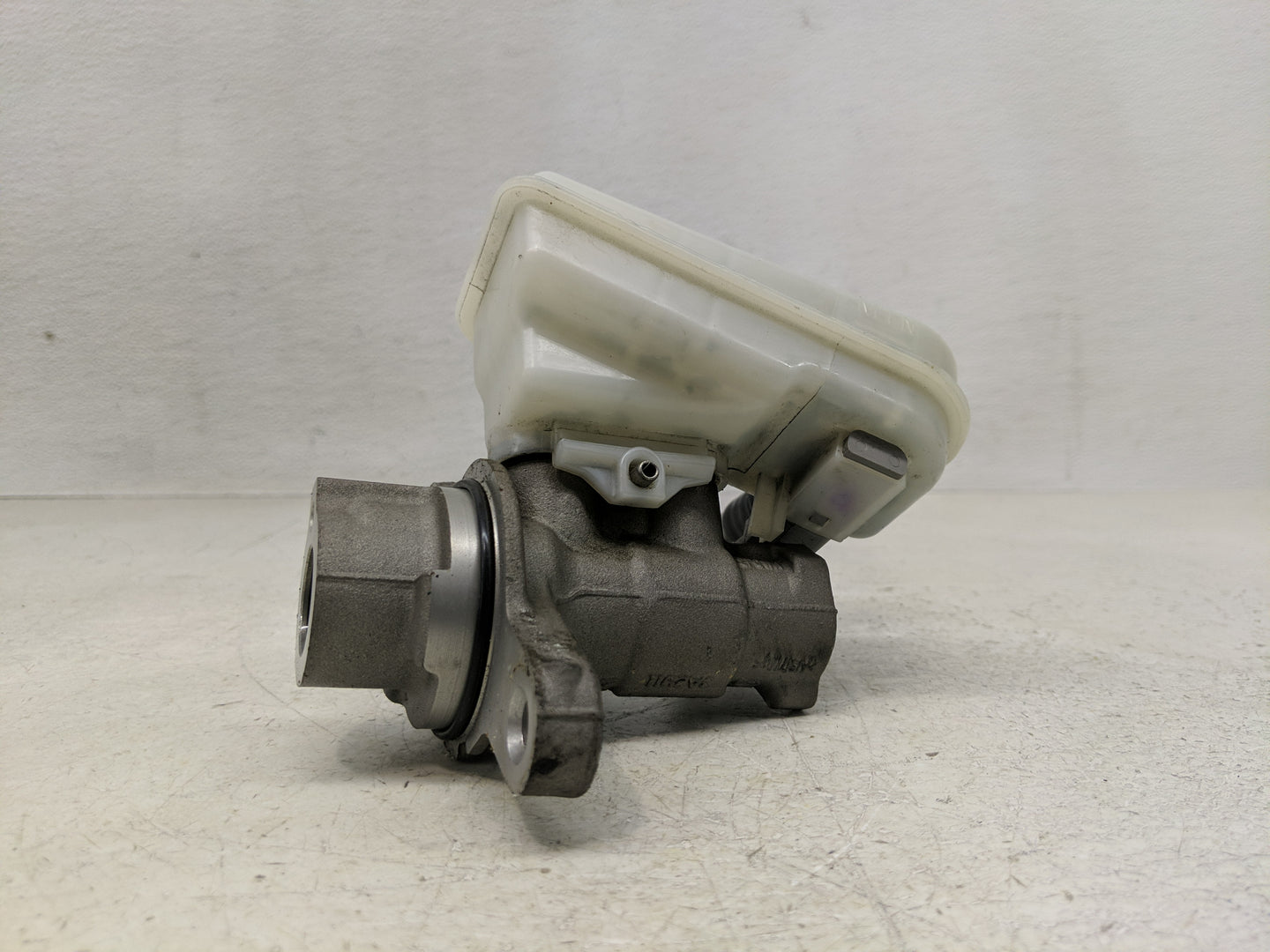 2011-2019 Ford Fiesta Brake Master Cylinder - Oemusedautoparts1.com