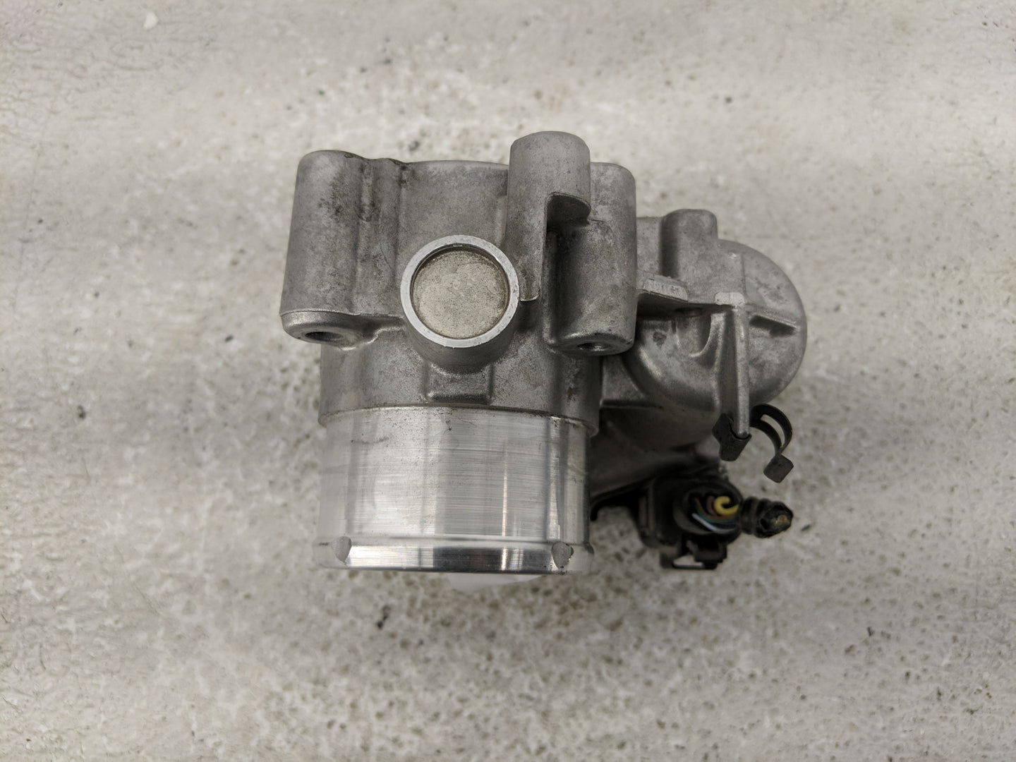 2011-2014 Ford Fiesta Throttle Body P/N:0 280 750 535 7S7G-9F991-CA Fits Fits 2011 2012 2013 2014 OEM Used Auto Parts - Oemu