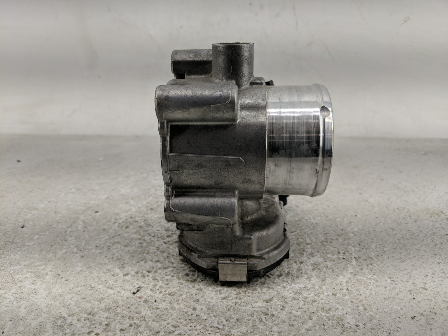 2011-2014 Ford Fiesta Throttle Body P/N:0 280 750 535 7S7G-9F991-CA Fits Fits 2011 2012 2013 2014 OEM Used Auto Parts - Oemu