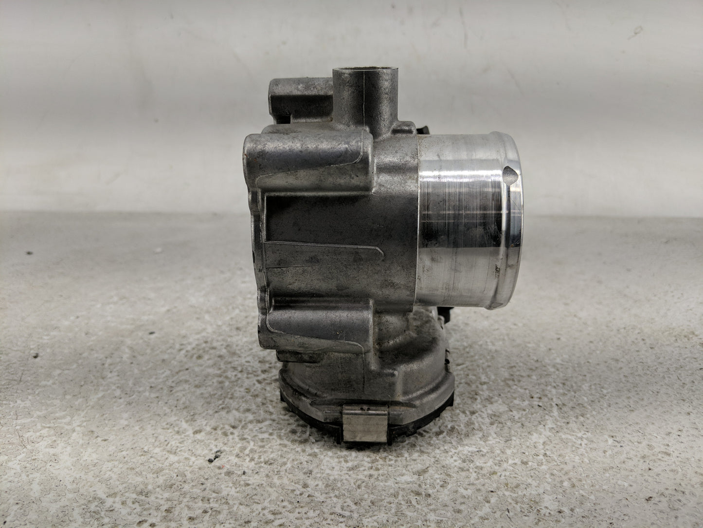 2011-2014 Ford Fiesta Throttle Body P/N:0 280 750 535 7S7G-9F991-CA Fits Fits 2011 2012 2013 2014 OEM Used Auto Parts - Oemu
