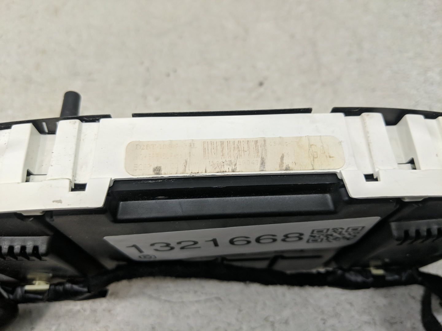 2014 Ford Fiesta Instrument Cluster Speedometer Gauges P/N:D2BT-10849-EAN Fits OEM Used Auto Parts - Oemusedautoparts1.com