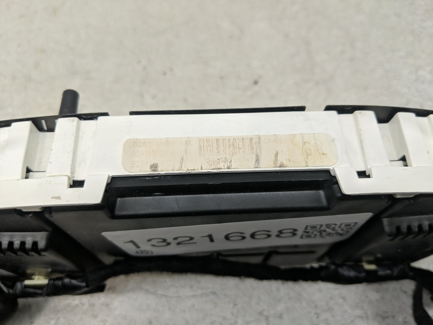 2014 Ford Fiesta Instrument Cluster Speedometer Gauges P/N:D2BT-10849-EAN Fits OEM Used Auto Parts - Oemusedautoparts1.com