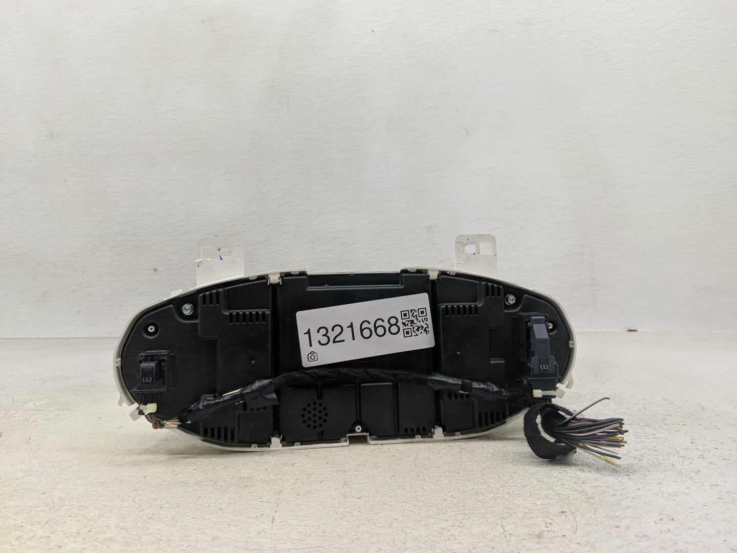 2014 Ford Fiesta Instrument Cluster Speedometer Gauges P/N:D2BT-10849-EAN Fits OEM Used Auto Parts - Oemusedautoparts1.com