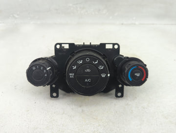 2014 Ford Fiesta Climate Control Module Temperature AC/Heater Replacement P/N:D2BT 19980 AB Fits OEM Used Auto Parts - Oemus