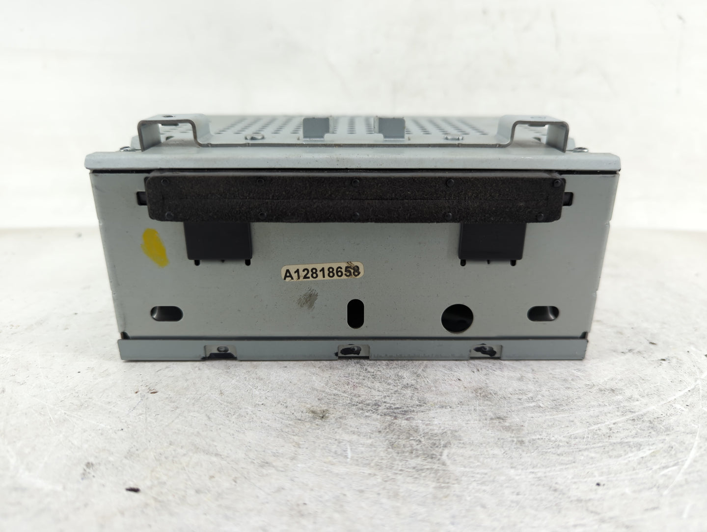 2014-2015 Ford Fiesta Radio AM FM Cd Player Receiver Replacement P/N:D2BT-19C107-AE Fits Fits 2014 2015 OEM Used Auto Parts 