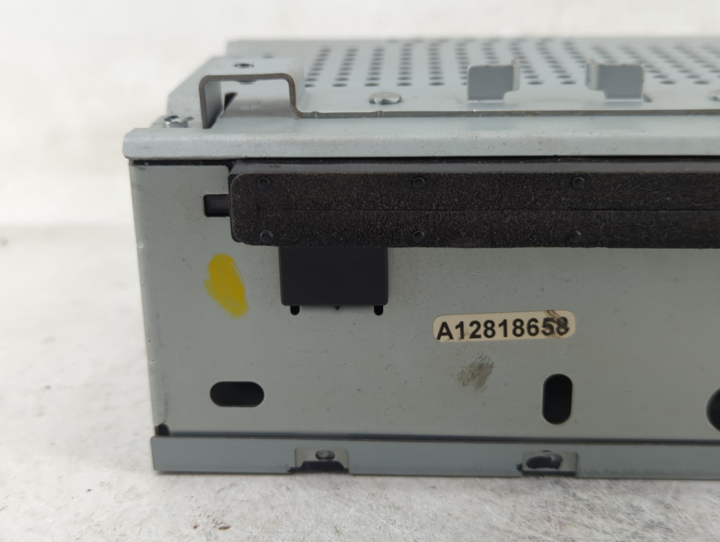 2014-2015 Ford Fiesta Radio AM FM Cd Player Receiver Replacement P/N:D2BT-19C107-AE Fits Fits 2014 2015 OEM Used Auto Parts 