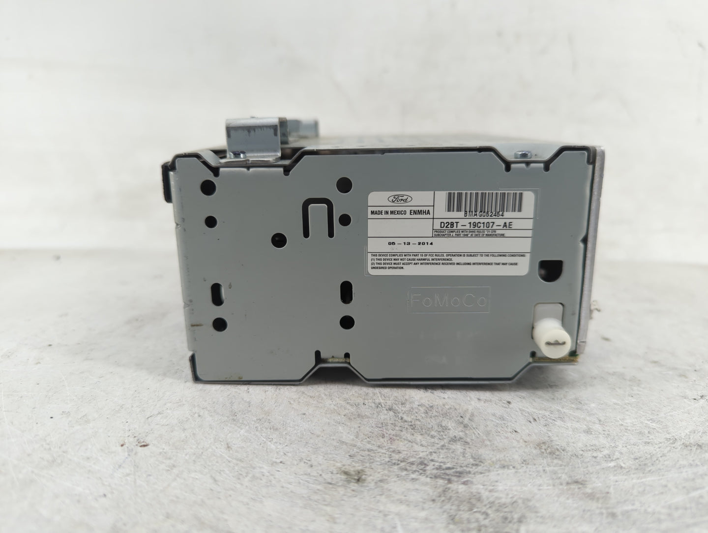 2014-2015 Ford Fiesta Radio AM FM Cd Player Receiver Replacement P/N:D2BT-19C107-AE Fits Fits 2014 2015 OEM Used Auto Parts 