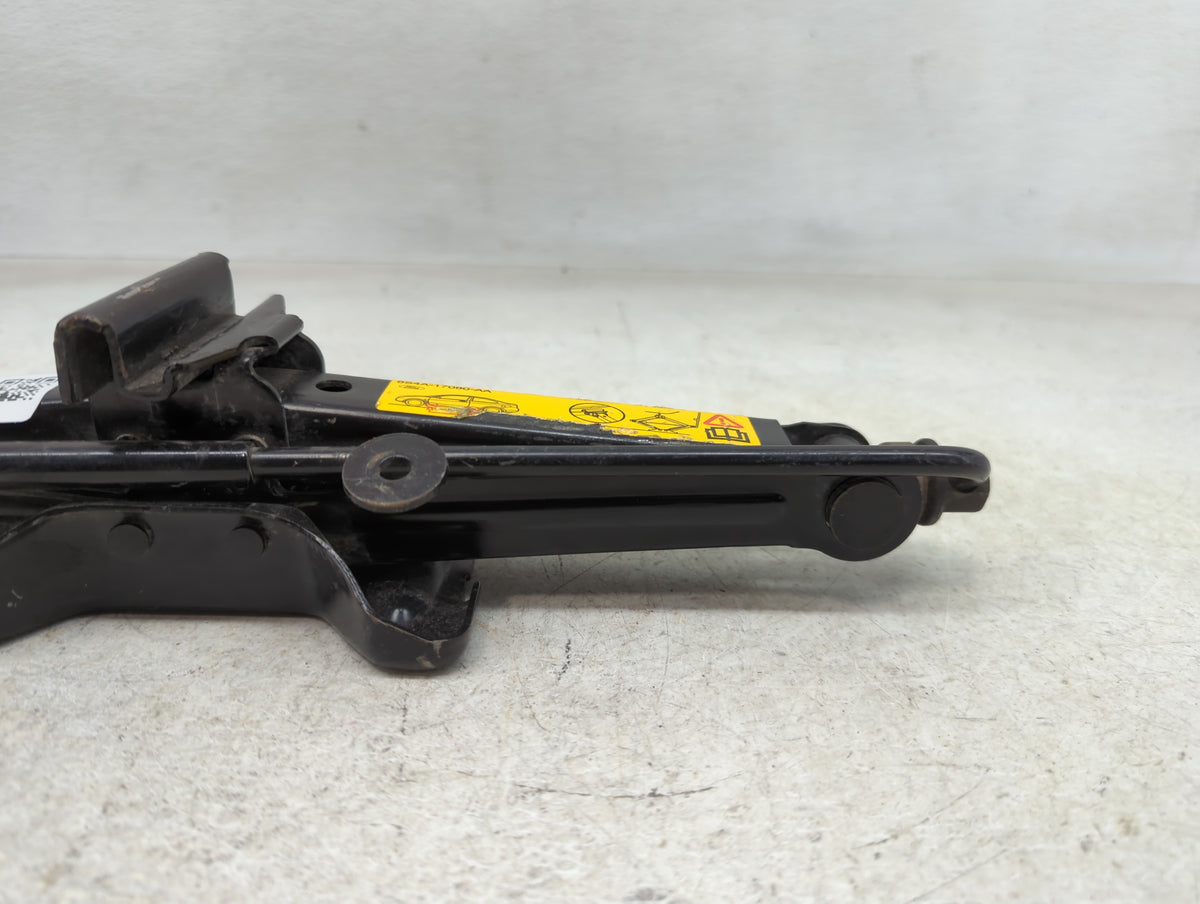 2014 Ford Fiesta Spare Scissor Car Jack - Oemusedautoparts1.com