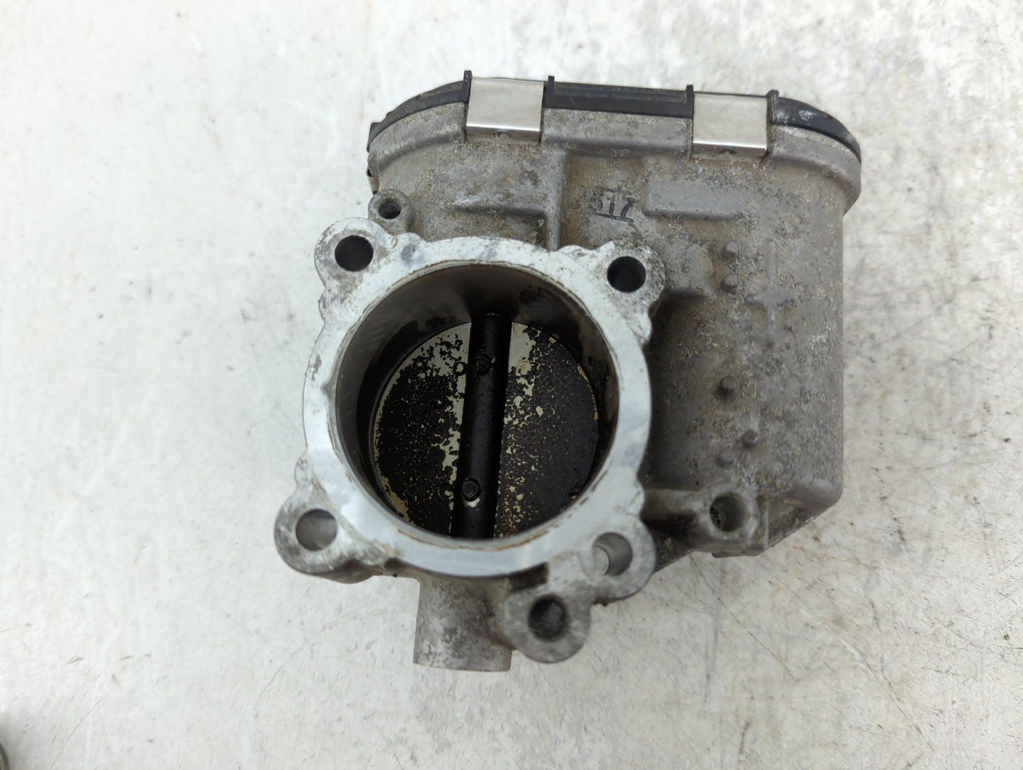 2014-2019 Ford Fiesta Throttle Body P/N:7S7G-9F991-CA Fits Fits 2013 2014 2015 2016 2017 2018 2019 OEM Used Auto Parts - Oem
