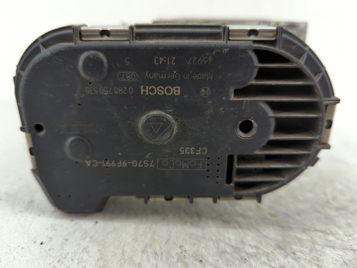 2014-2019 Ford Fiesta Throttle Body P/N:7S7G-9F991-CA Fits Fits 2013 2014 2015 2016 2017 2018 2019 OEM Used Auto Parts - Oem