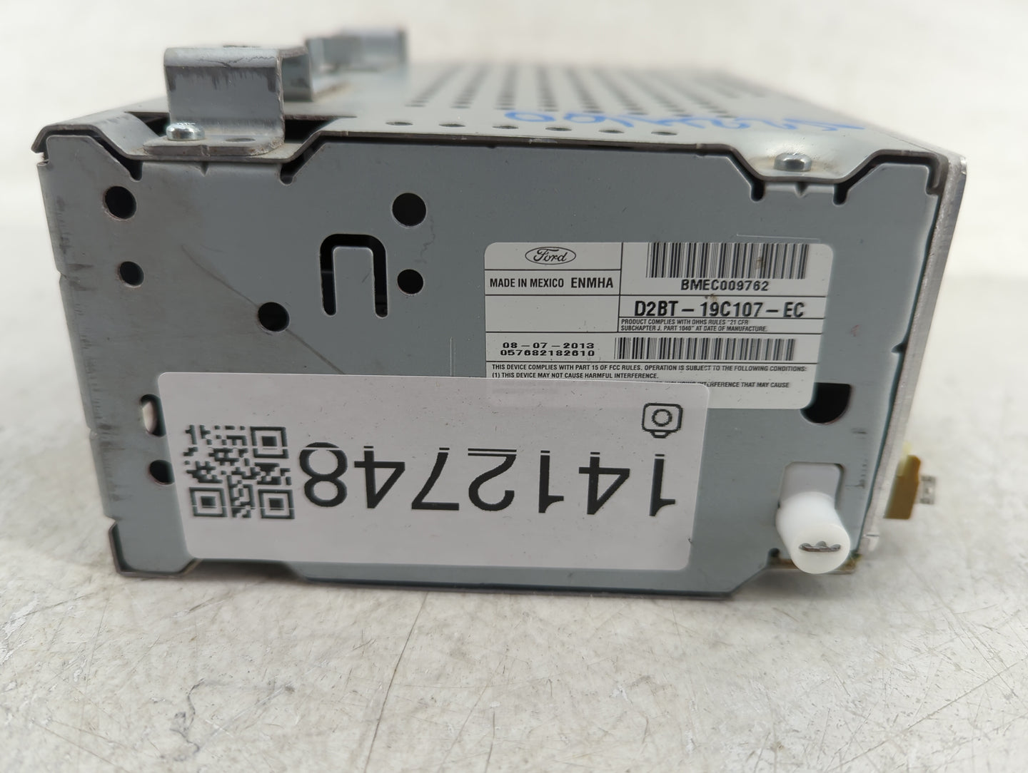 2014-2015 Ford Fiesta Radio AM FM Cd Player Receiver Replacement P/N:D2BT-19C107-EC Fits Fits 2014 2015 OEM Used Auto Parts 
