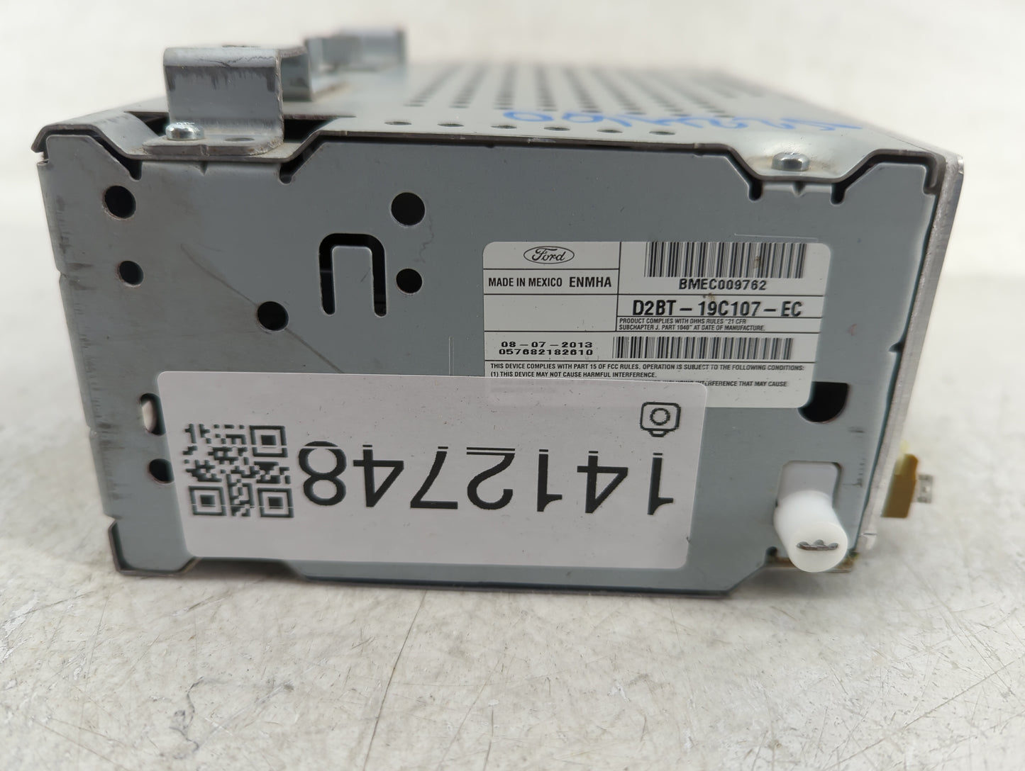 2014-2015 Ford Fiesta Radio AM FM Cd Player Receiver Replacement P/N:D2BT-19C107-EC Fits Fits 2014 2015 OEM Used Auto Parts 