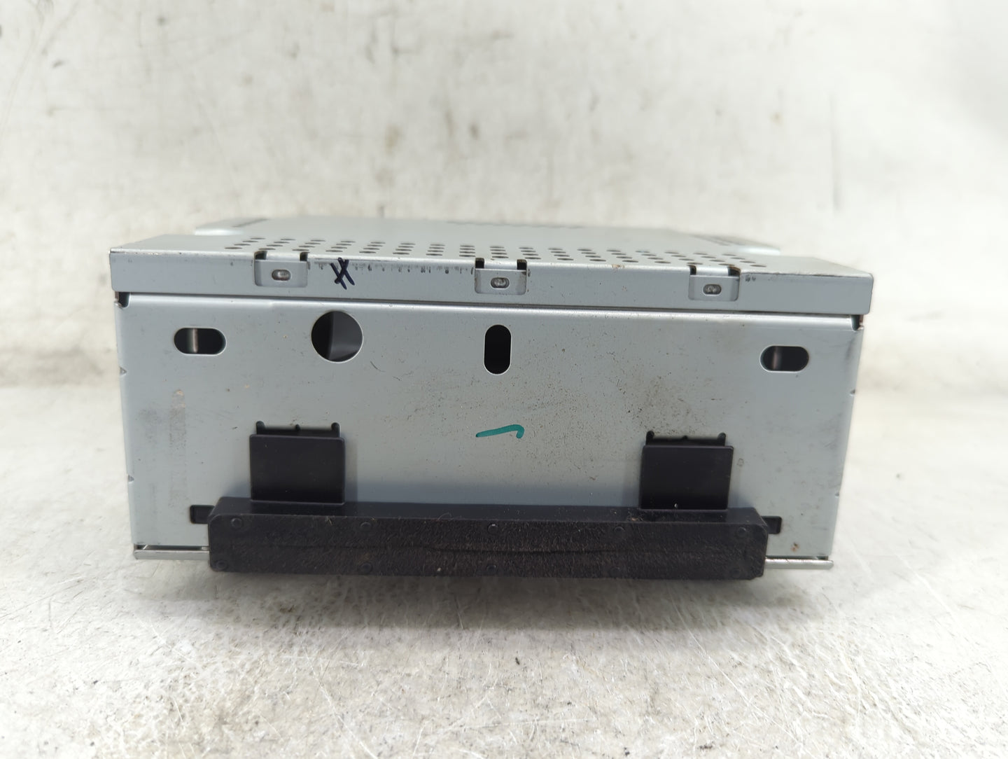 2014-2015 Ford Fiesta Radio AM FM Cd Player Receiver Replacement P/N:D2BT-19C107-AC BMAC026861 Fits Fits 2014 2015 OEM Used 