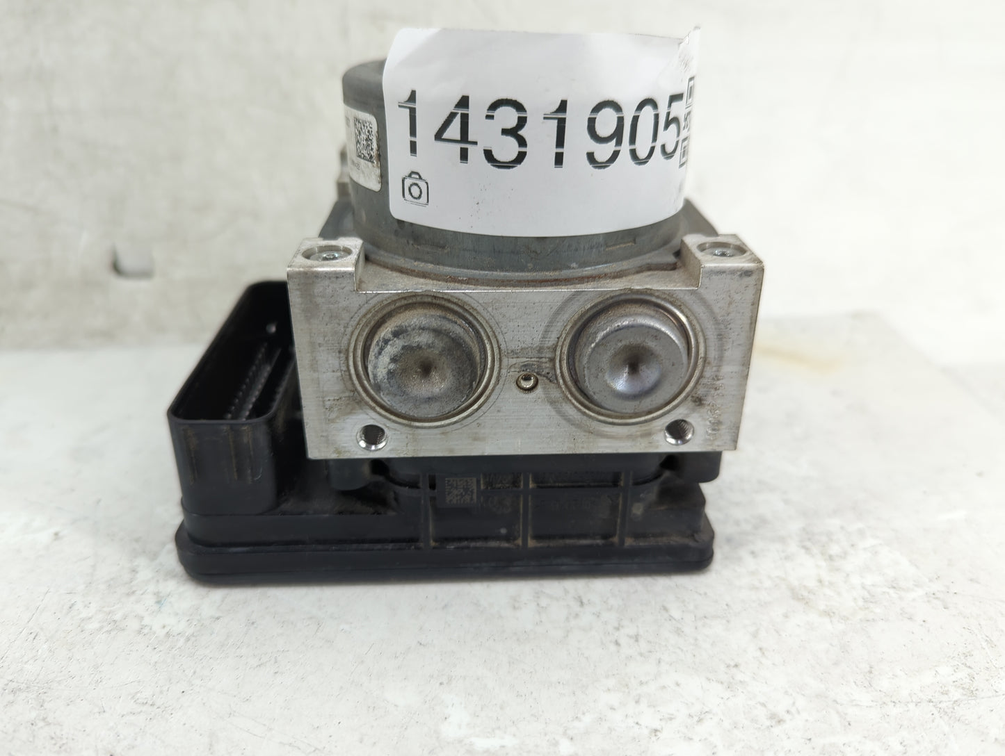 2014 Ford Fiesta ABS Pump Control Module Replacement P/N:D2BC-2C219-DB Fits OEM Used Auto Parts - Oemusedautoparts1.com