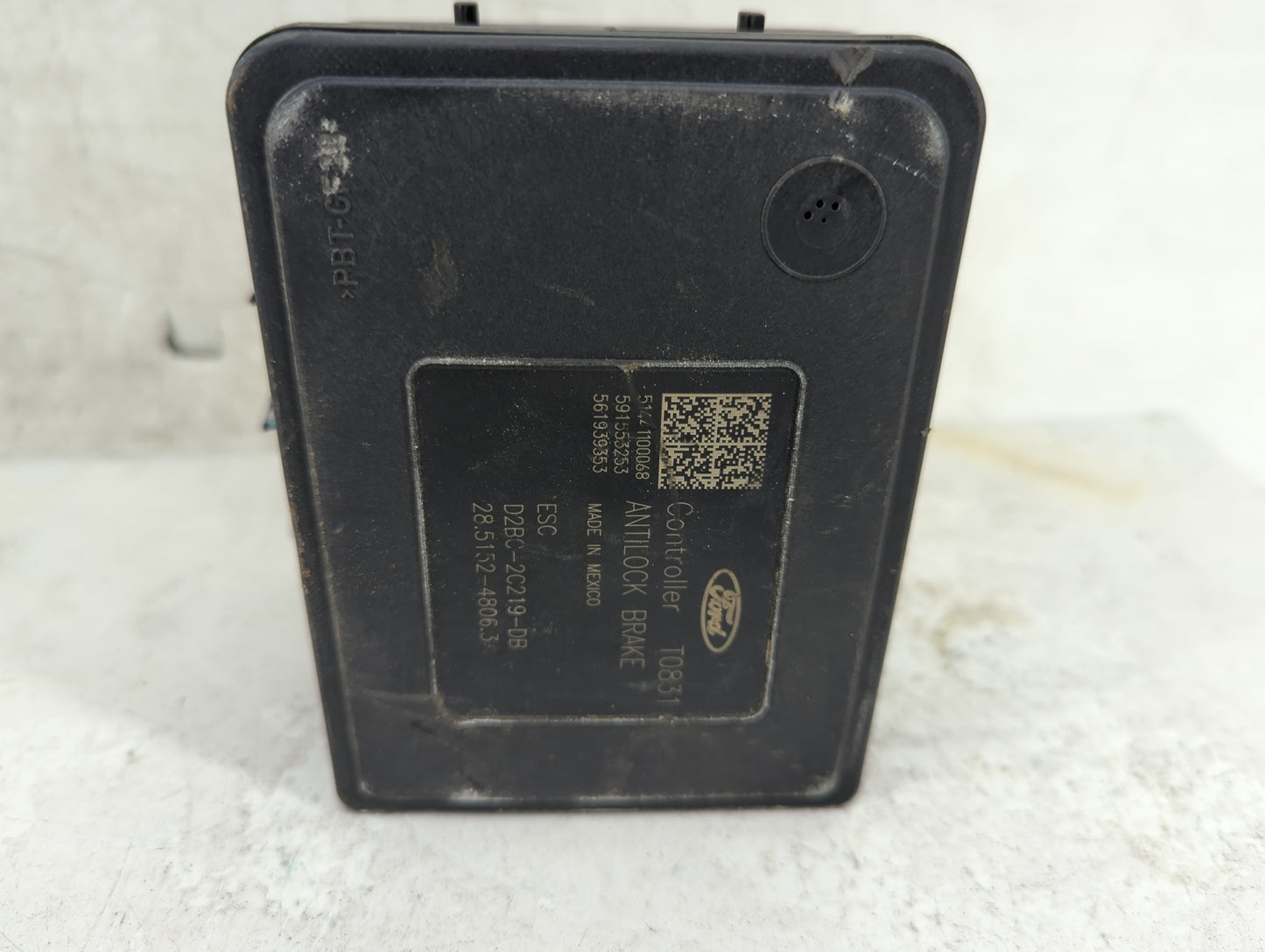 2014 Ford Fiesta ABS Pump Control Module Replacement P/N:D2BC-2C219-DB Fits OEM Used Auto Parts - Oemusedautoparts1.com