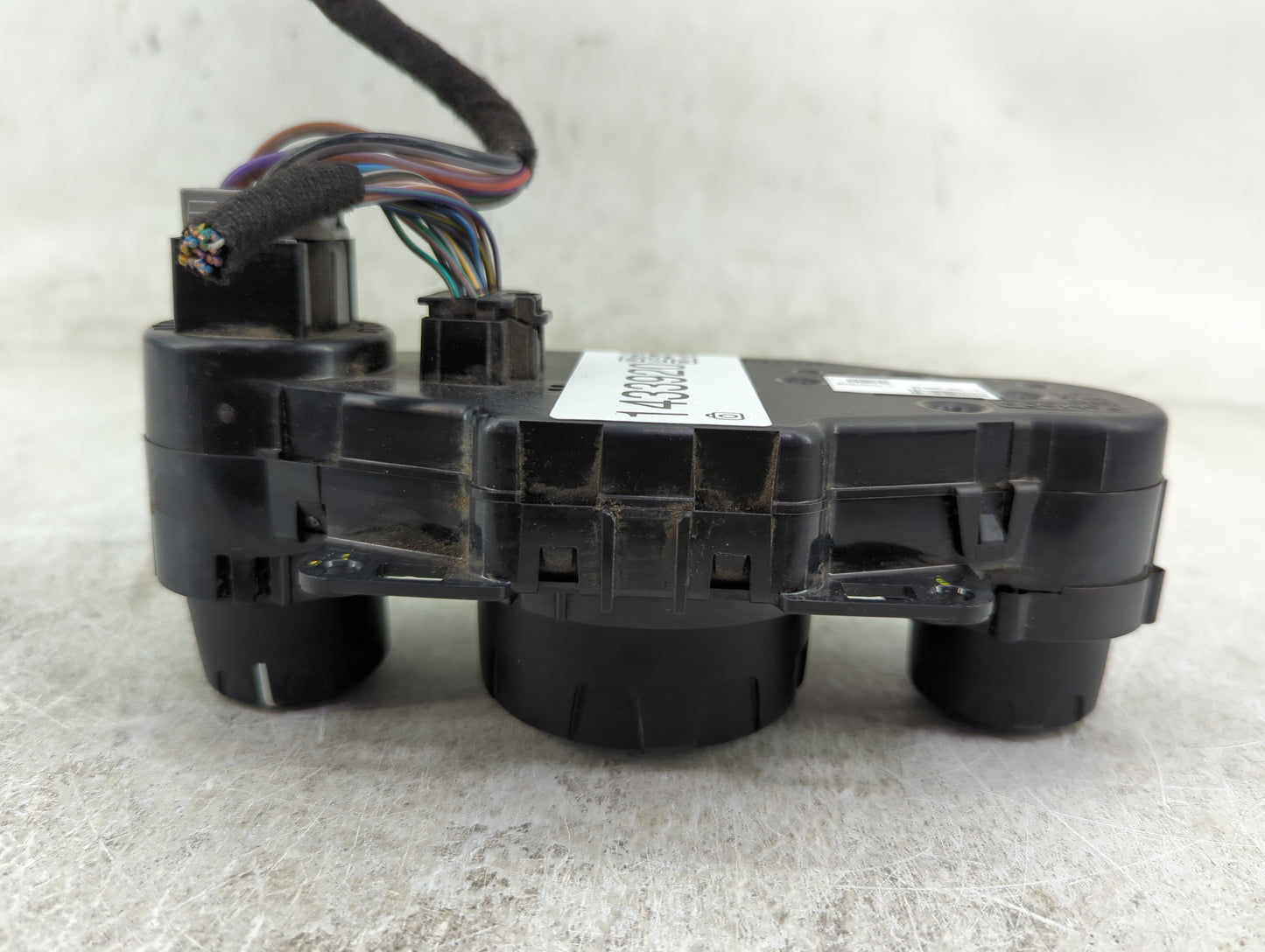 2014 Ford Fiesta Climate Control Module Temperature AC/Heater Replacement P/N:D2BT 19980 AB Fits OEM Used Auto Parts - Oemus
