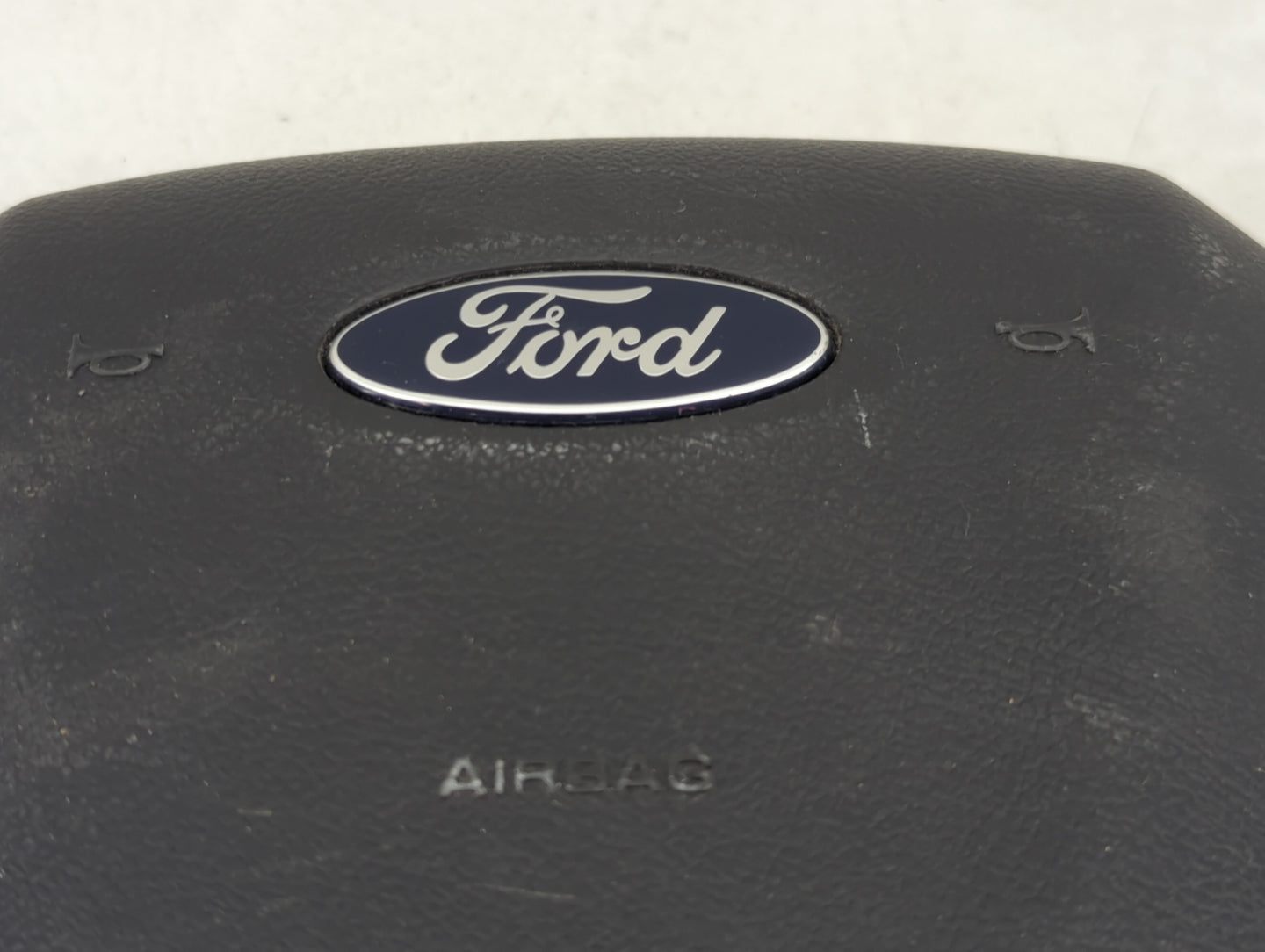 2014 Ford Fiesta Air Bag Driver Left Steering Wheel Mounted P/N:4025654A 3DAC121B30087 Fits OEM Used Auto Parts - Oemusedaut