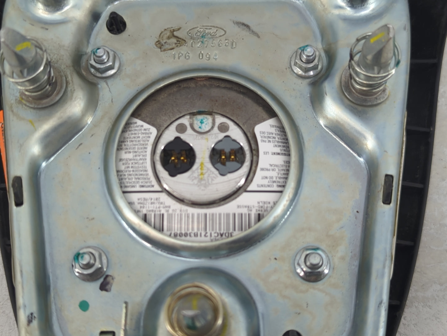 2014 Ford Fiesta Air Bag Driver Left Steering Wheel Mounted P/N:4025654A 3DAC121B30087 Fits OEM Used Auto Parts - Oemusedaut
