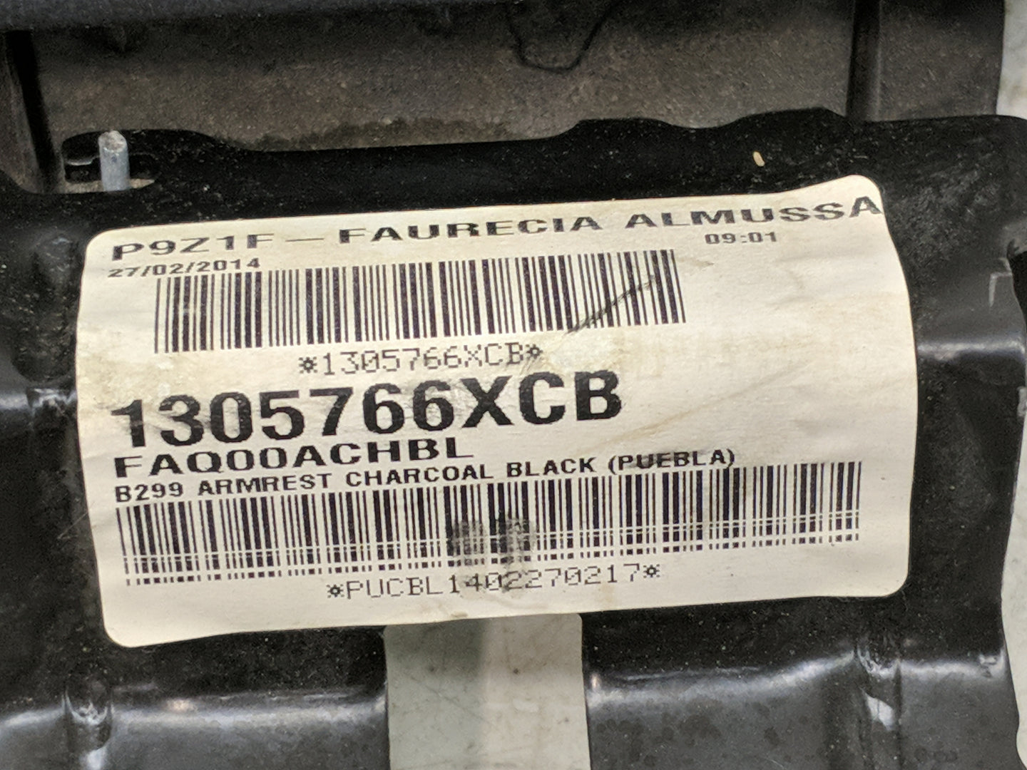 2014 Ford Fiesta Center Console Armrest Cover Lid Fits OEM Used Auto Parts - Oemusedautoparts1.com