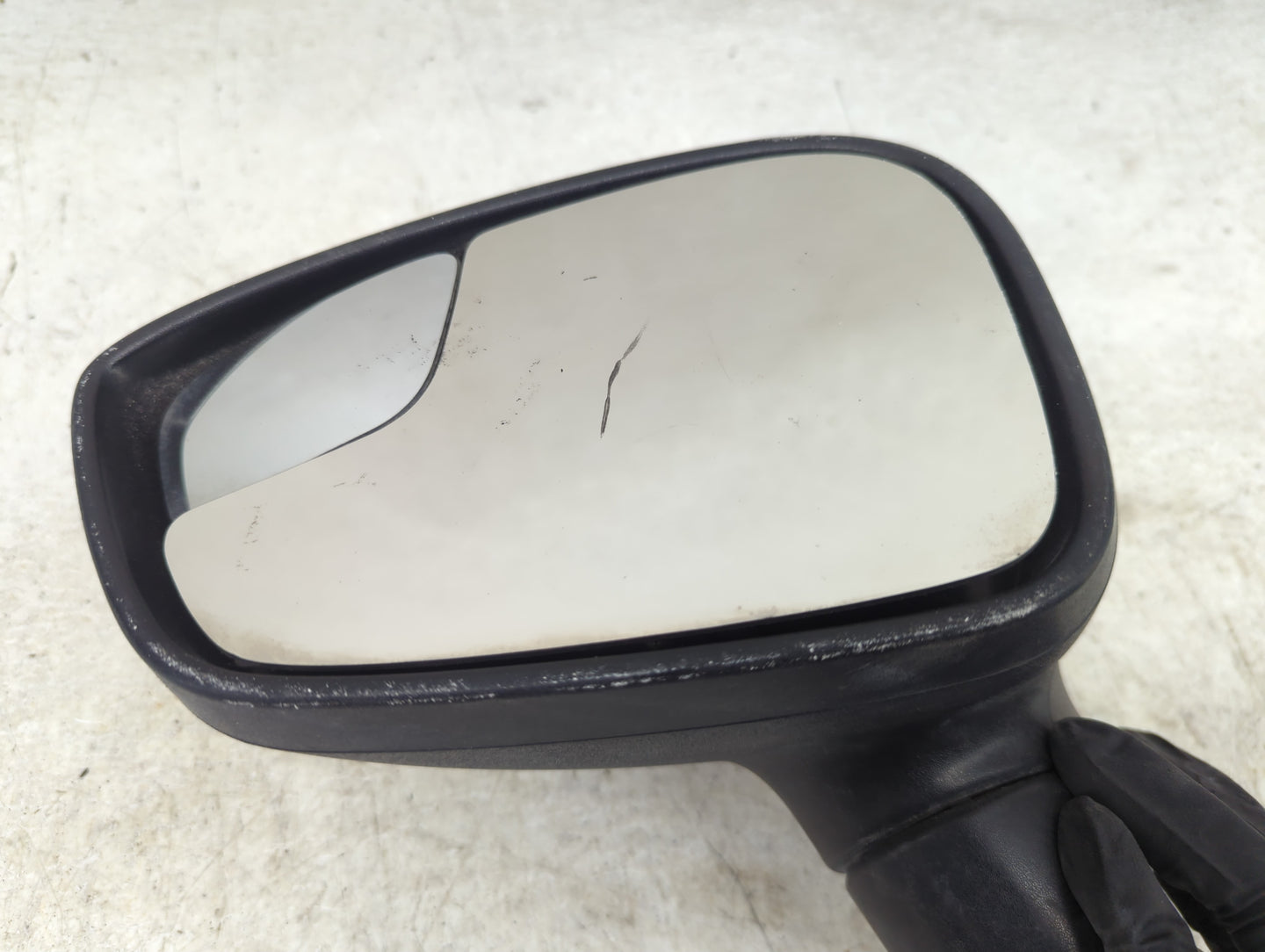 2014-2019 Ford Fiesta Driver Side View Mirror - Left Door Mirror OEM Used - Oemusedautoparts1.com