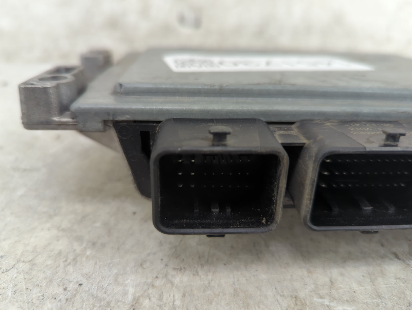 2014-2015 Ford Fiesta PCM Engine Control Computer ECU ECM PCU OEM P/N:A2C81963804AAAB E2BA-12A650-RD Fits Fits 2014 2015 OEM
