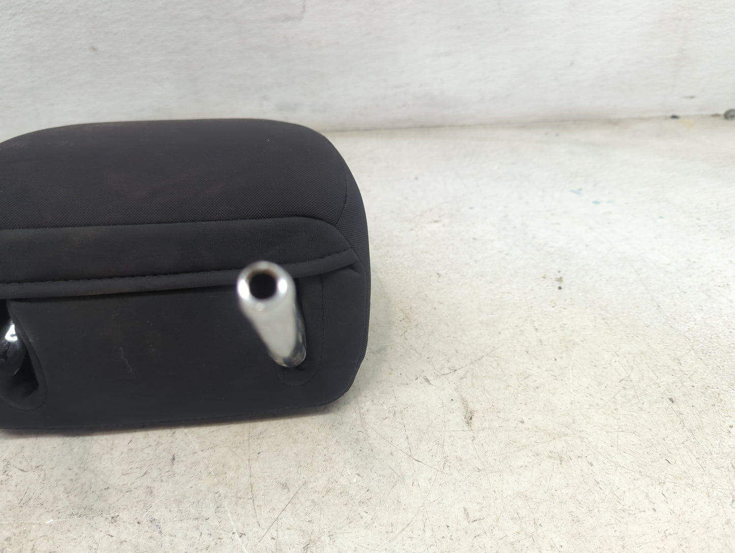 2014 Ford Fiesta Headrest Head Rest Front Driver Seat Black - Oemusedautoparts1.com