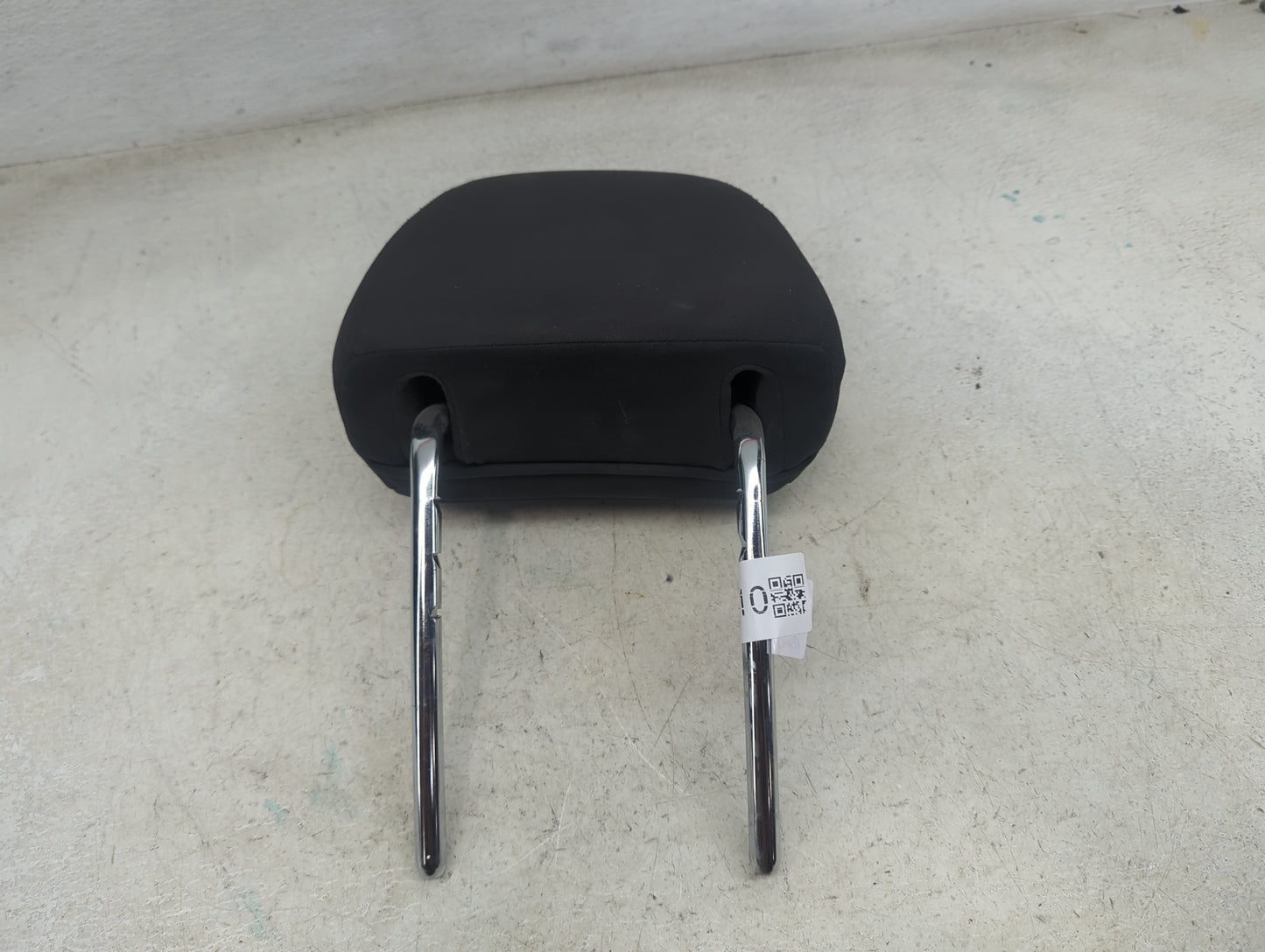 2014 Ford Fiesta Headrest Head Rest Front Driver Seat Black - Oemusedautoparts1.com