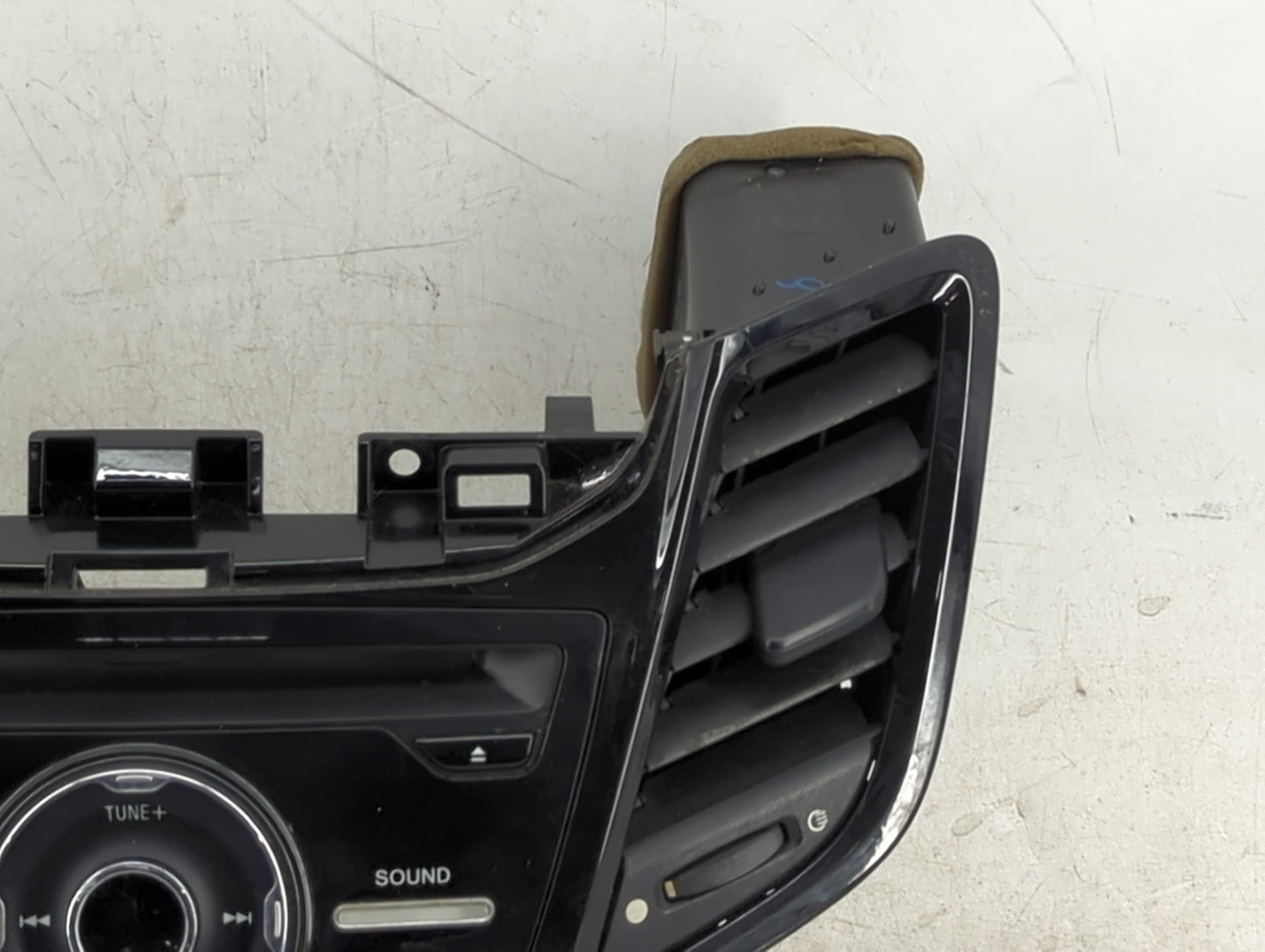 2014-2014 Ford Fiesta Radio Control Panel - Oemusedautoparts1.com