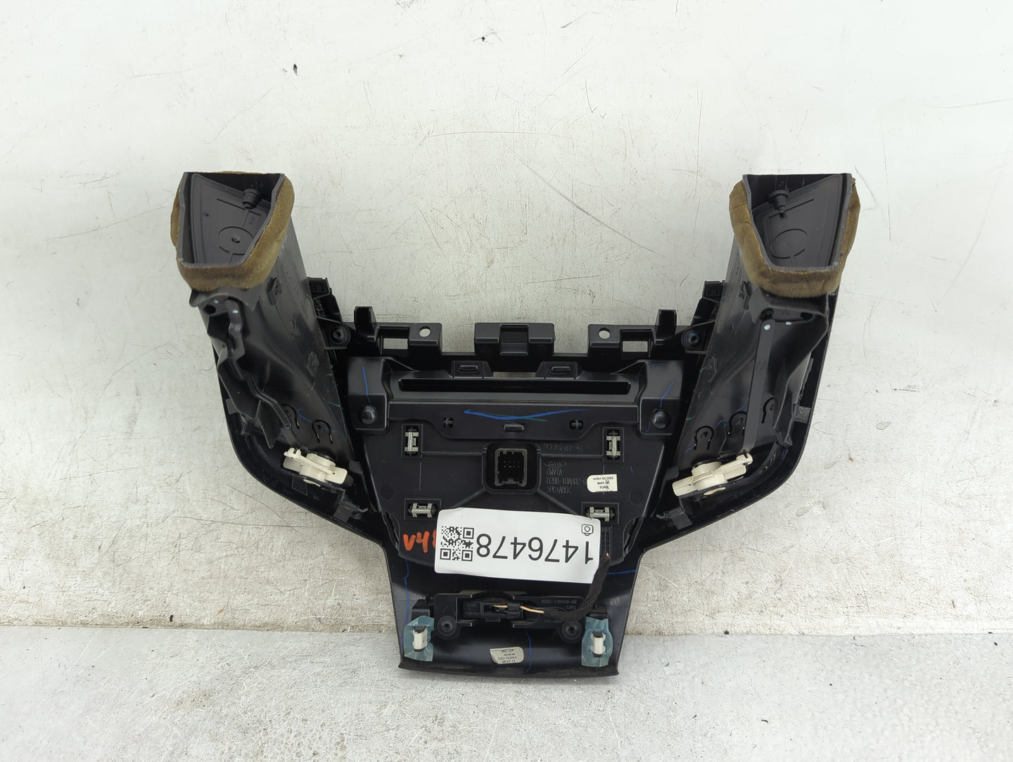 2014-2014 Ford Fiesta Radio Control Panel - Oemusedautoparts1.com