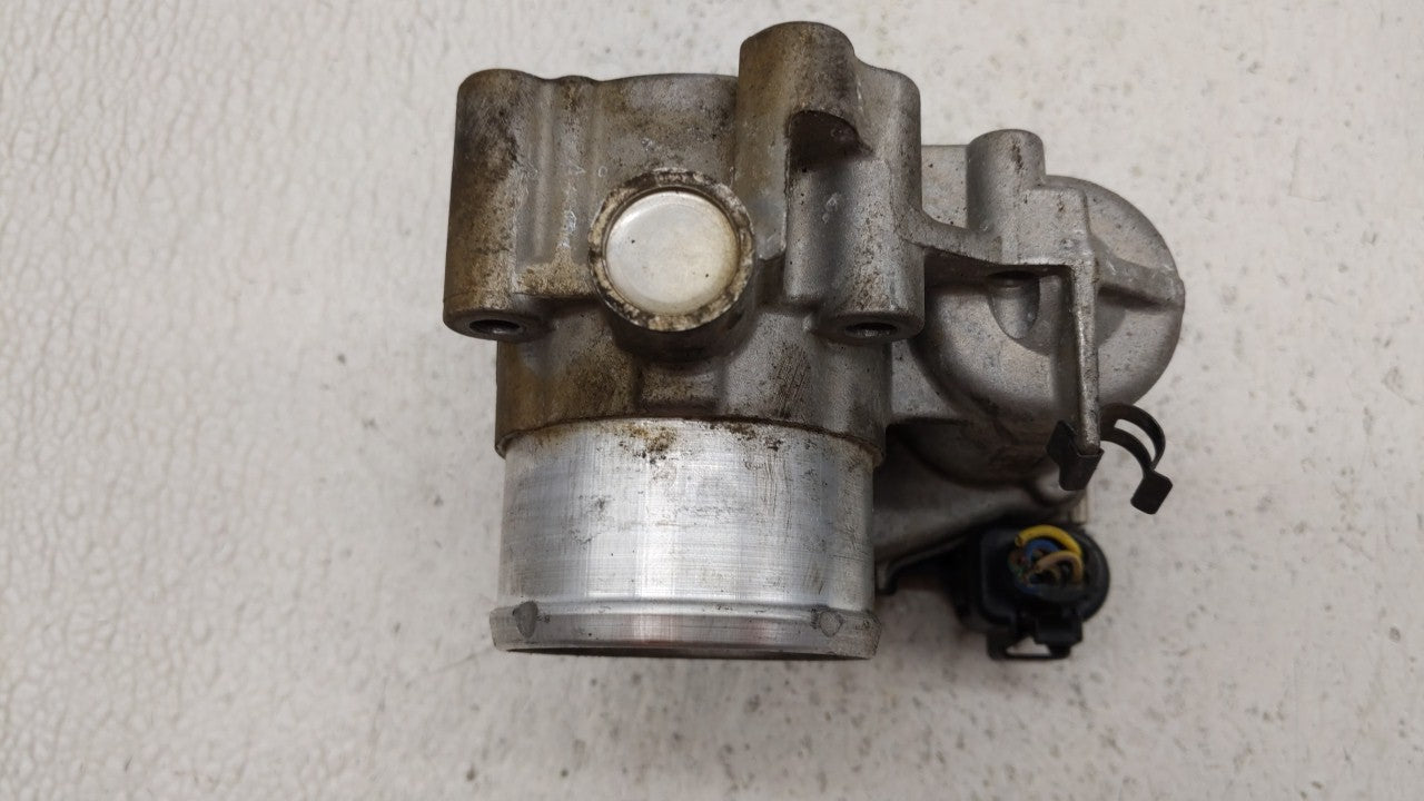 2014-2019 Ford Fiesta Throttle Body P/N:0 280 750 535 7S7G-9F991-CA Fits Fits 2013 2014 2015 2016 2017 2018 2019 OEM Used Au