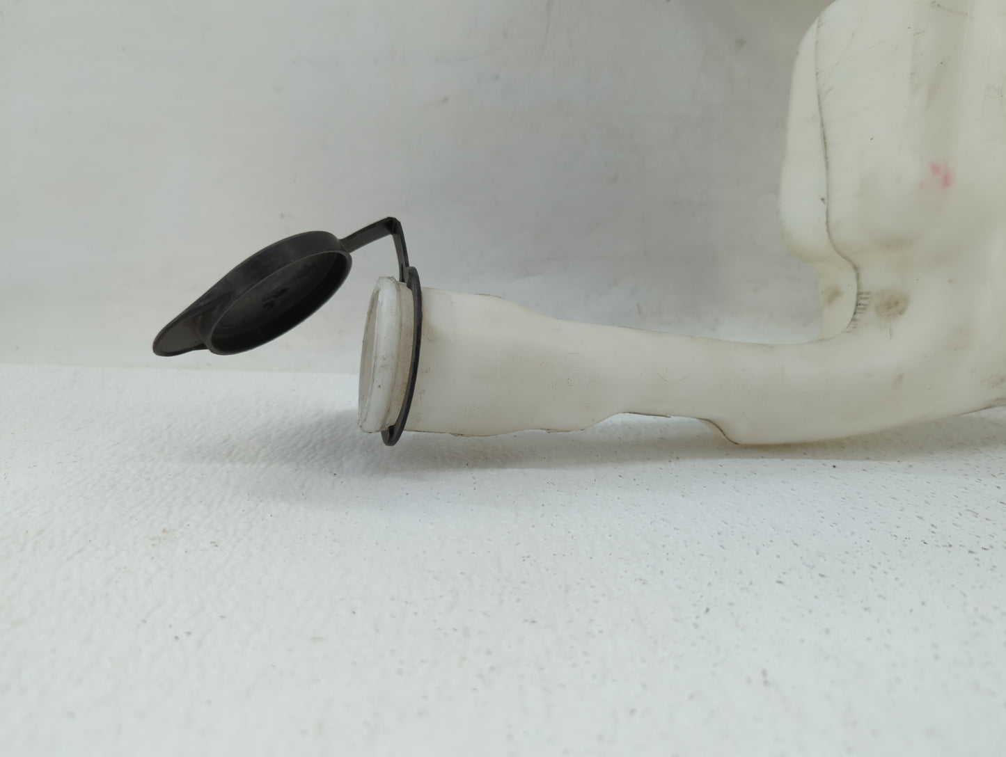 2011-2019 Ford Fiesta Windshield Washer Fluid Reservoir Bottle Oem - Oemusedautoparts1.com