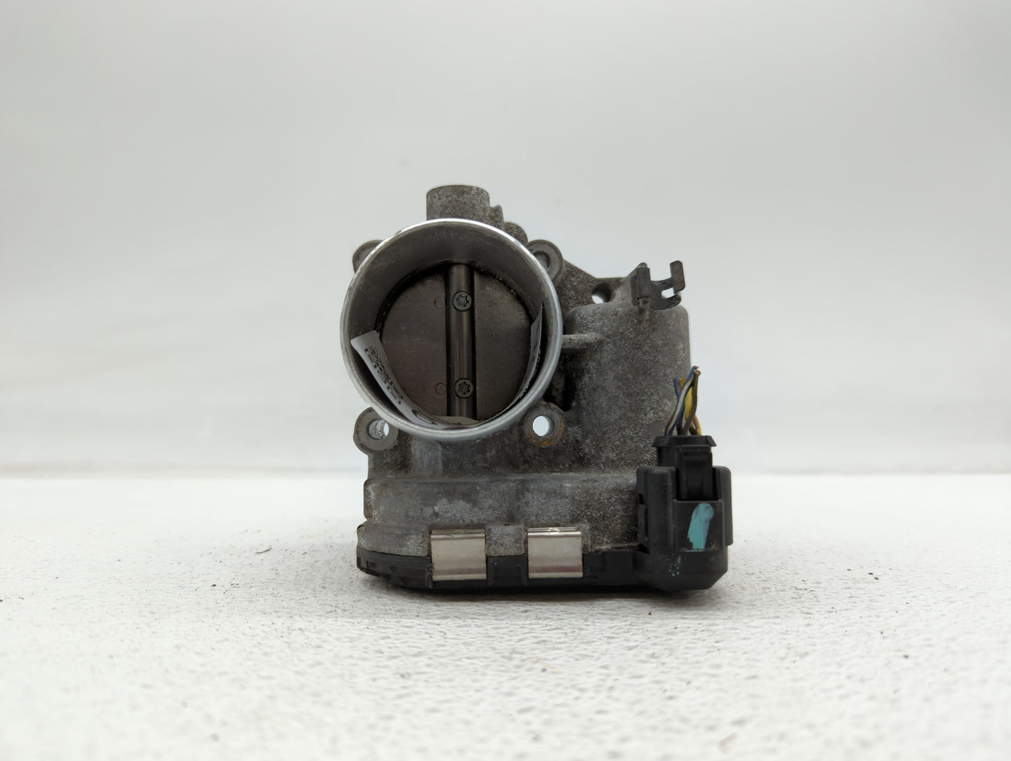 2011-2014 Ford Fiesta Throttle Body P/N:7S7G-9F991-CA 7S7G-9F991-BA, 7S7G-9F991-B7A Fits Fits 2011 2012 2013 2014 OEM Used A