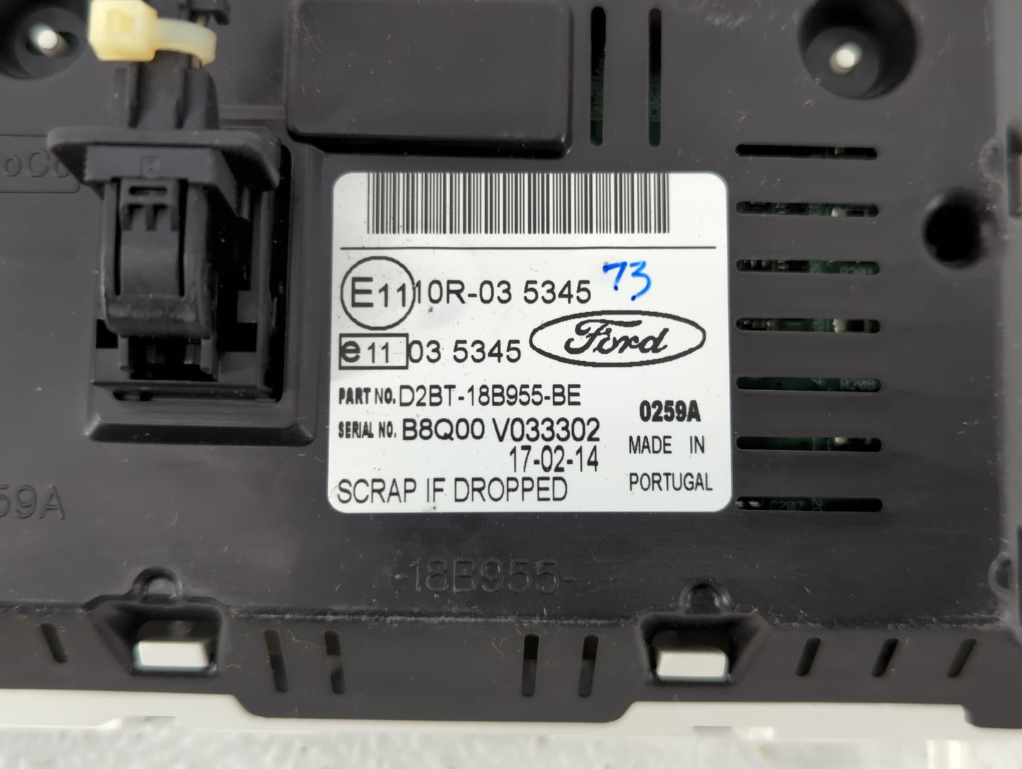 2014 Ford Fiesta Radio AM FM Cd Player Receiver Replacement P/N:E1110R-035345 Fits Fits 2004 2005 2006 2007 OEM Used Auto Pa