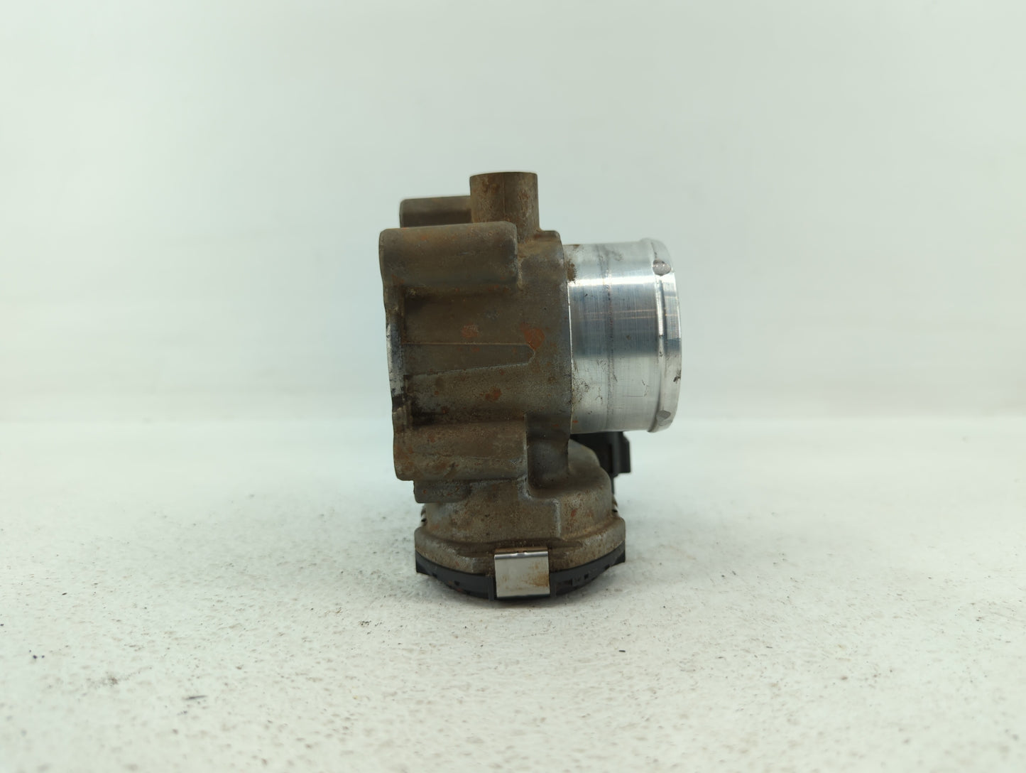 2011-2014 Ford Fiesta Throttle Body P/N:7S7G-9F991-CA 7S7G-9F991-BA, 7S7G-9F991-B7A Fits Fits 2011 2012 2013 2014 OEM Used A