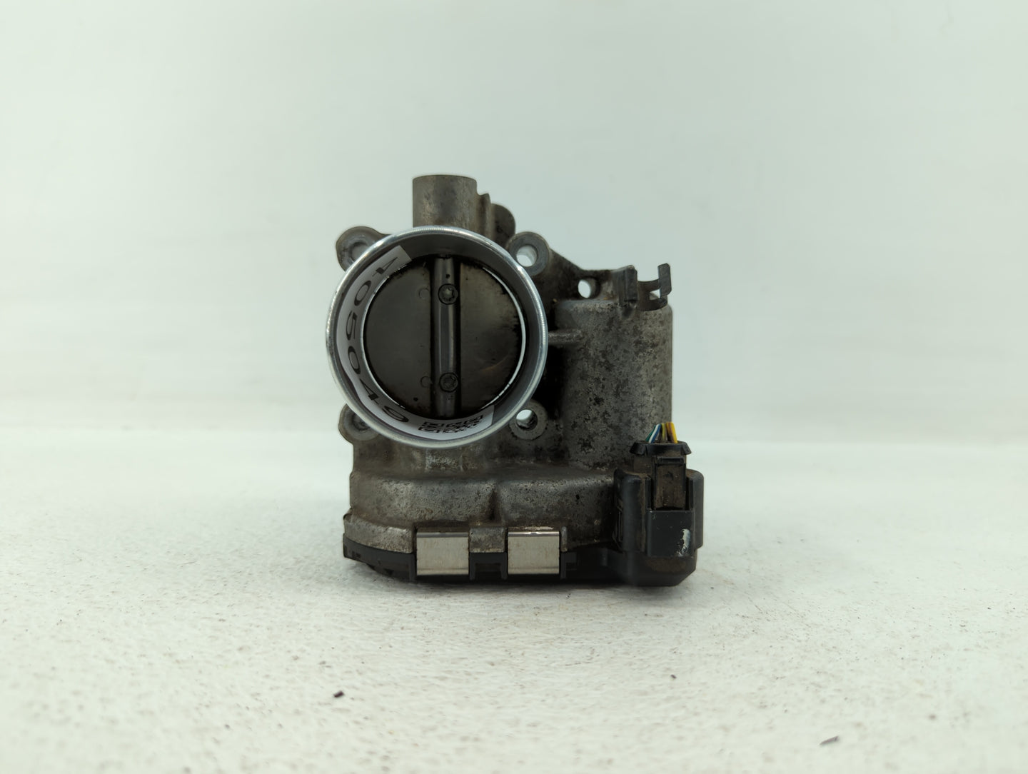 2011-2014 Ford Fiesta Throttle Body P/N:7S7G-9F991-CA 7S7G-9F991-BA, 7S7G-9F991-B7A Fits Fits 2011 2012 2013 2014 OEM Used A