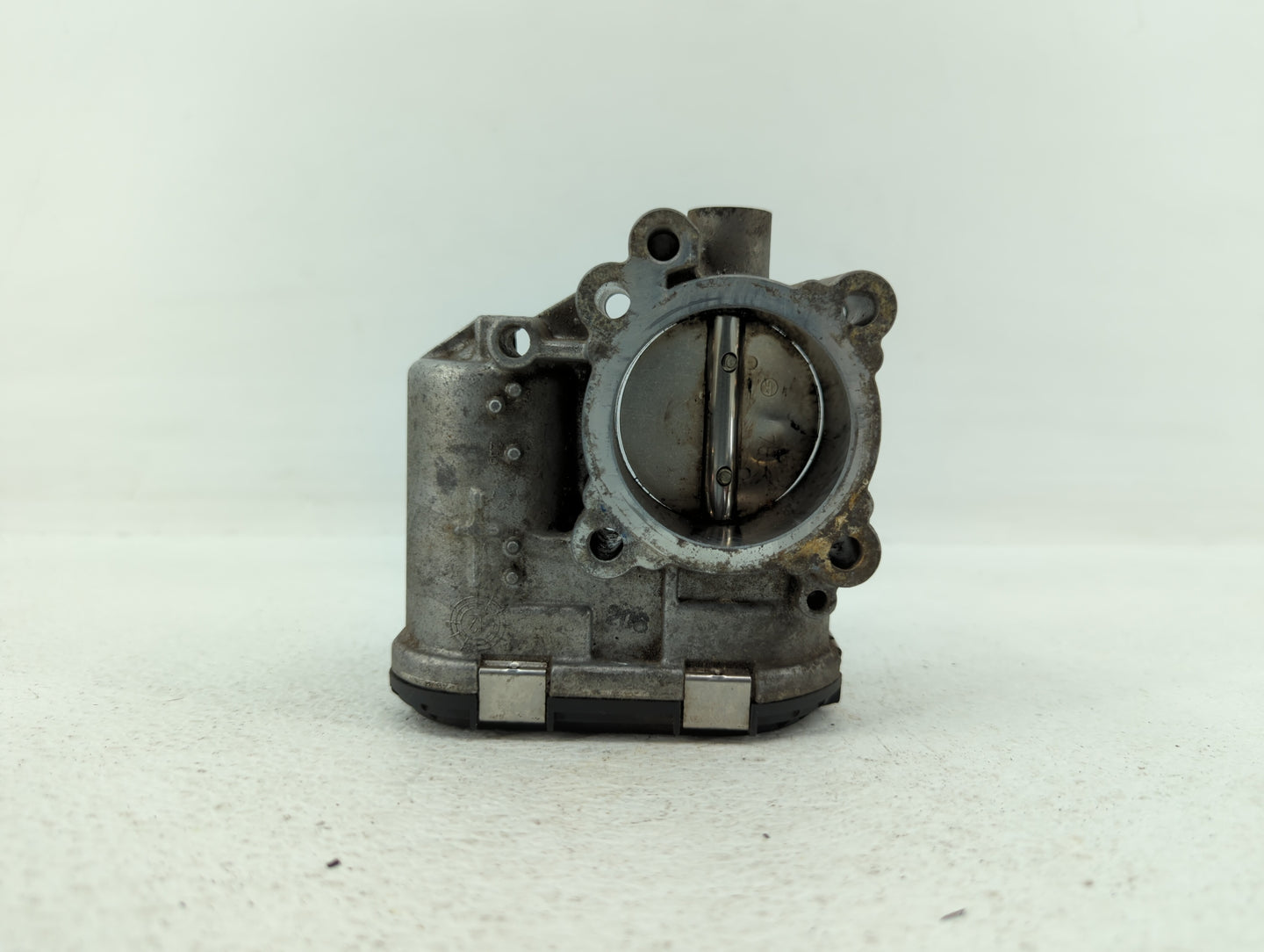 2011-2014 Ford Fiesta Throttle Body P/N:7S7G-9F991-CA 7S7G-9F991-BA, 7S7G-9F991-B7A Fits Fits 2011 2012 2013 2014 OEM Used A