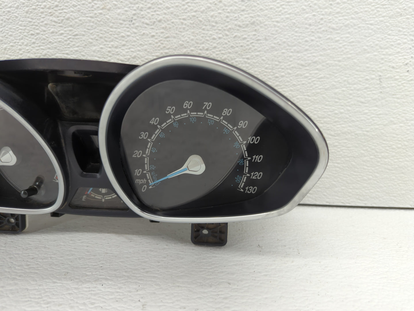 2014-2015 Ford Fiesta Instrument Cluster Speedometer Gauges P/N:D2BT-10849-GAL D2BT-10849-GAN Fits Fits 2014 2015 OEM Used A