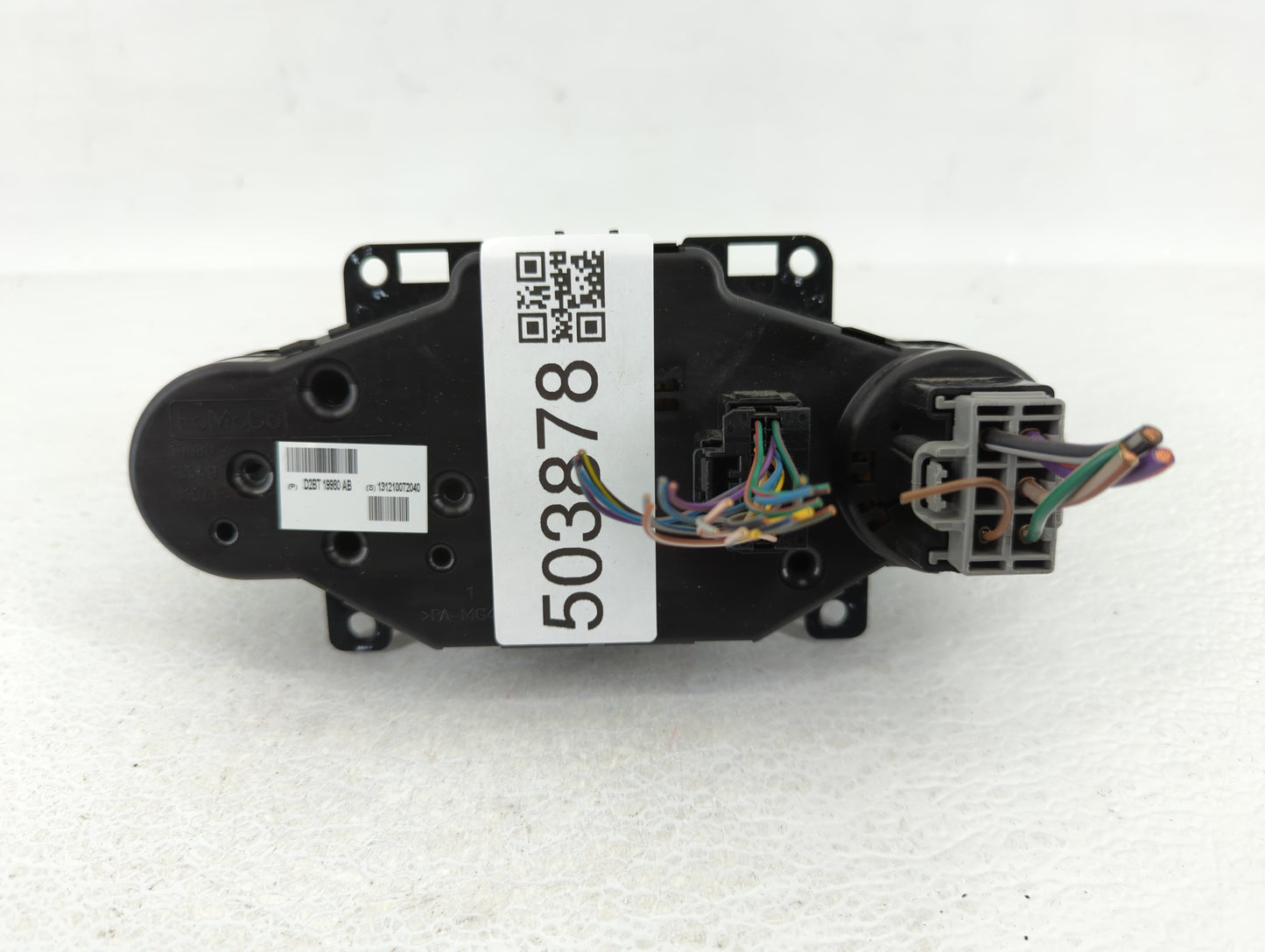 2014 Ford Fiesta Climate Control Module Temperature AC/Heater Replacement P/N:D2BT 19980 AB Fits OEM Used Auto Parts - Oemus