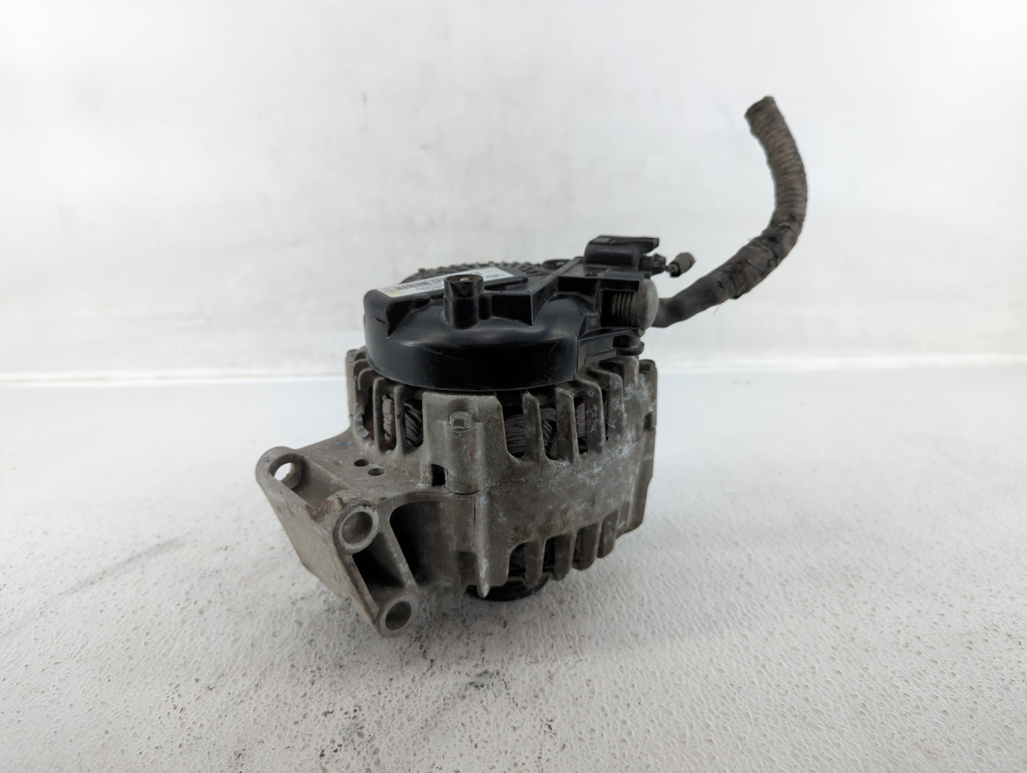 2011-2019 Ford Fiesta Alternator Replacement Generator Charging Assembly Engine OEM P/N:AE8T-10300-AA Fits OEM Used Auto Par