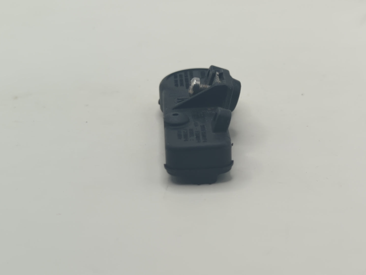 2014 Ford Fiesta Tire Pressure Monitoring System Sensor Tpms - Oemusedautoparts1.com