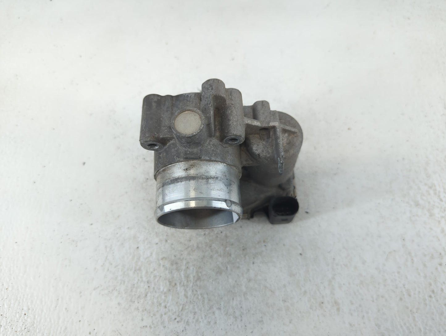 2011-2014 Ford Fiesta Throttle Body P/N:7S7G-9F991-CA Fits Fits 2011 2012 2013 2014 OEM Used Auto Parts - Oemusedautoparts1.