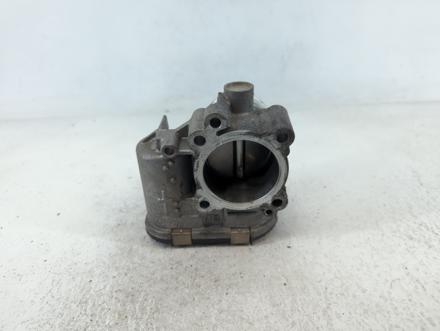2011-2014 Ford Fiesta Throttle Body P/N:7S7G-9F991-CA Fits Fits 2011 2012 2013 2014 OEM Used Auto Parts - Oemusedautoparts1.