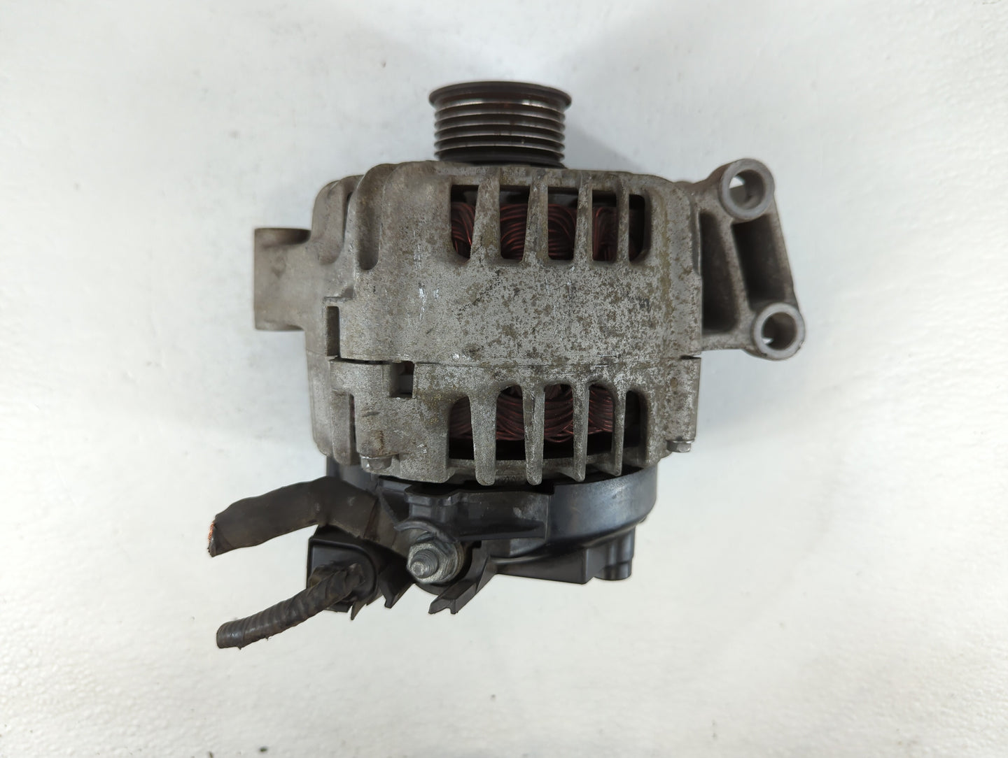 2011-2019 Ford Fiesta Alternator Replacement Generator Charging Assembly Engine OEM P/N:AE8T-10300-AA Fits OEM Used Auto Par