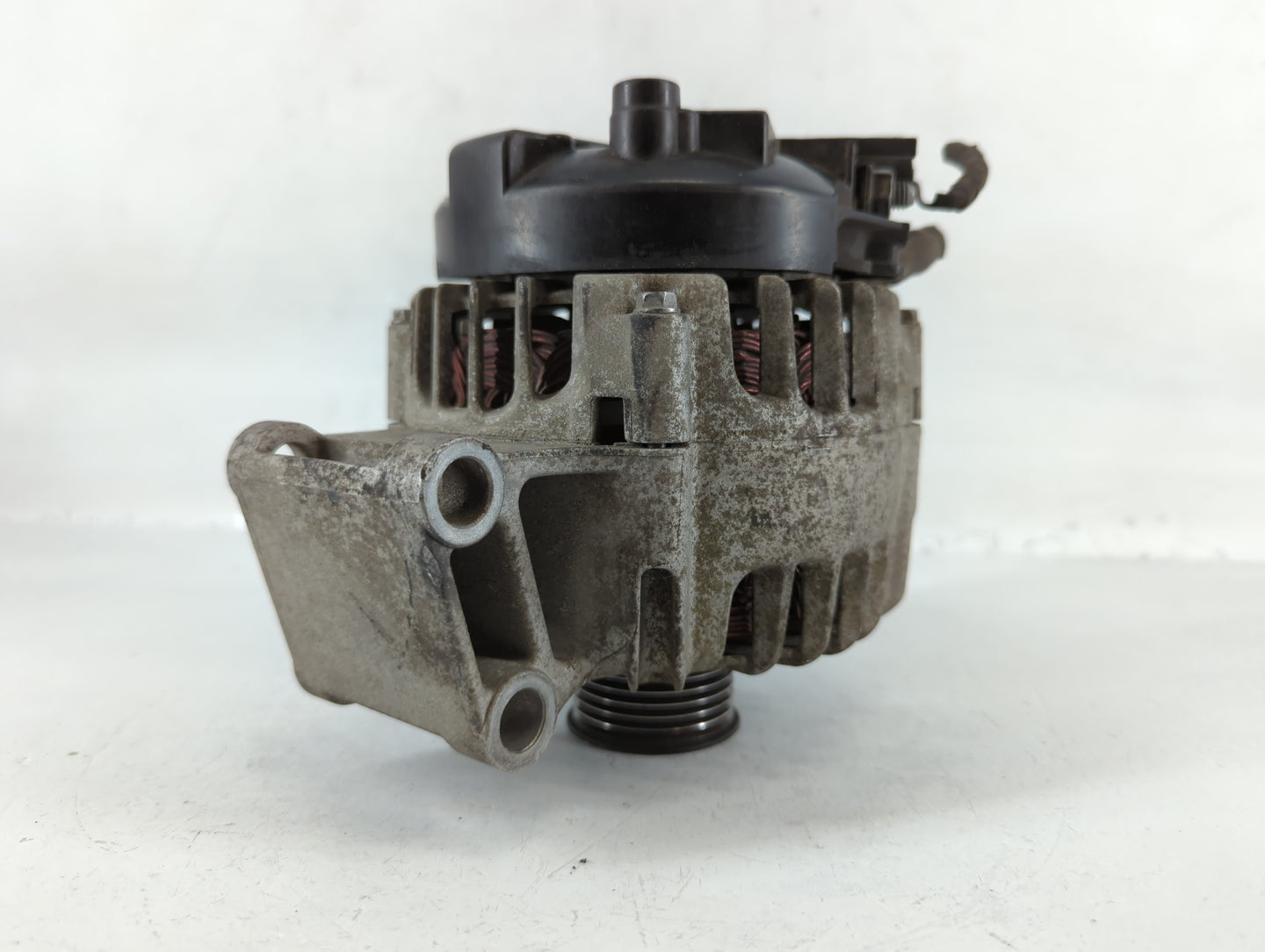 2011-2019 Ford Fiesta Alternator Replacement Generator Charging Assembly Engine OEM P/N:AE8T-10300-AA Fits OEM Used Auto Par