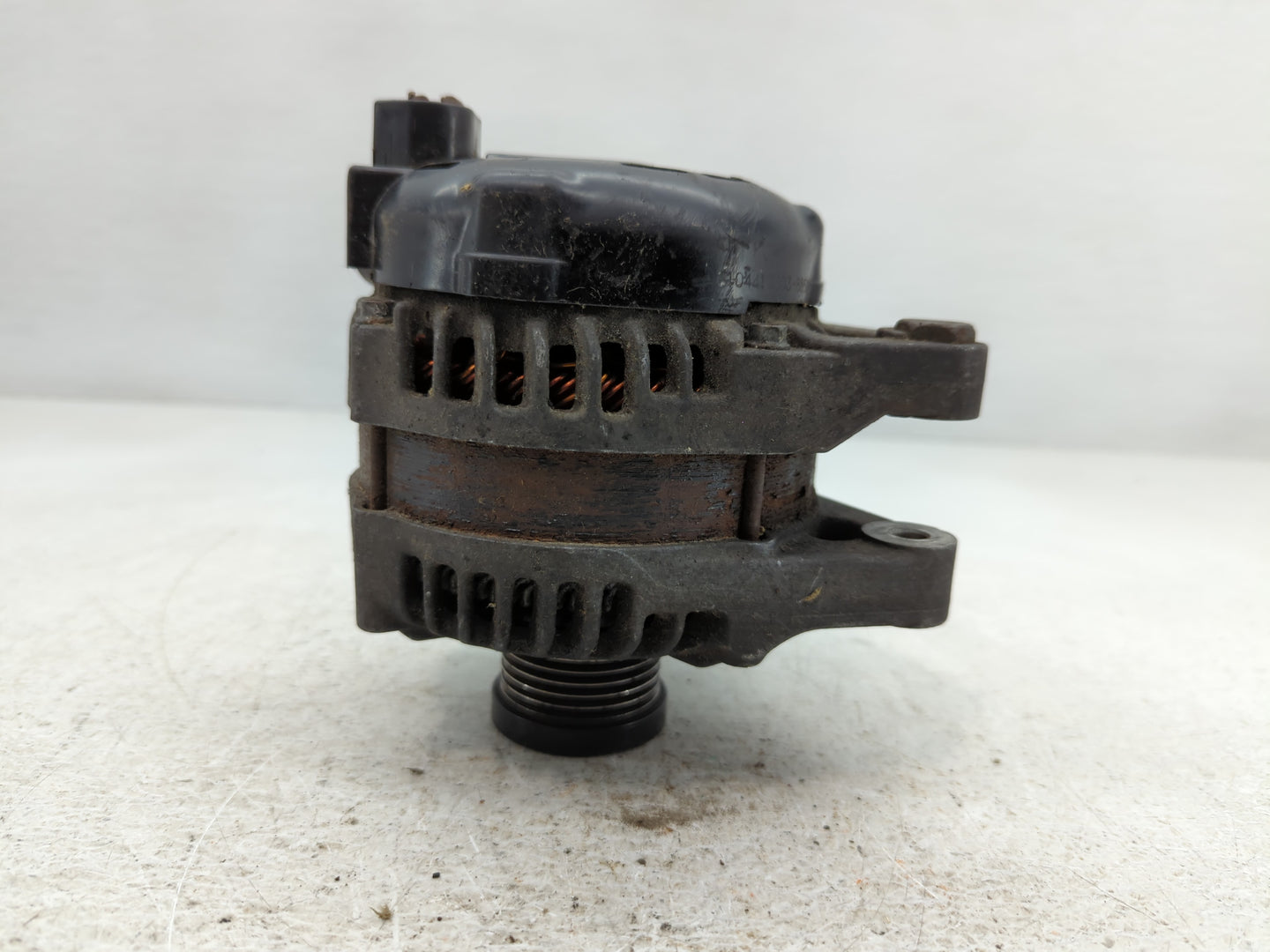 2014-2016 Ford Fiesta Alternator Replacement Generator Charging Assembly Engine OEM P/N:D2BT-10300-AA Fits Fits 2014 2015 20