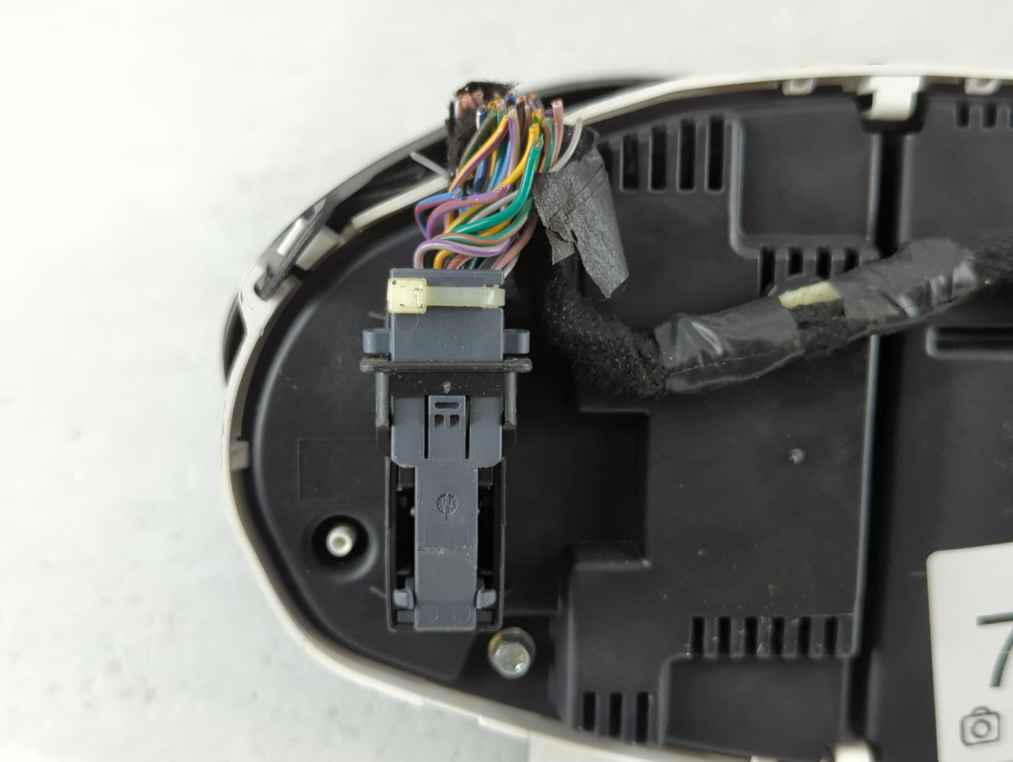 2014-2015 Ford Fiesta Instrument Cluster Speedometer Gauges Fits Fits 2014 2015 OEM Used Auto Parts - Oemusedautoparts1.com