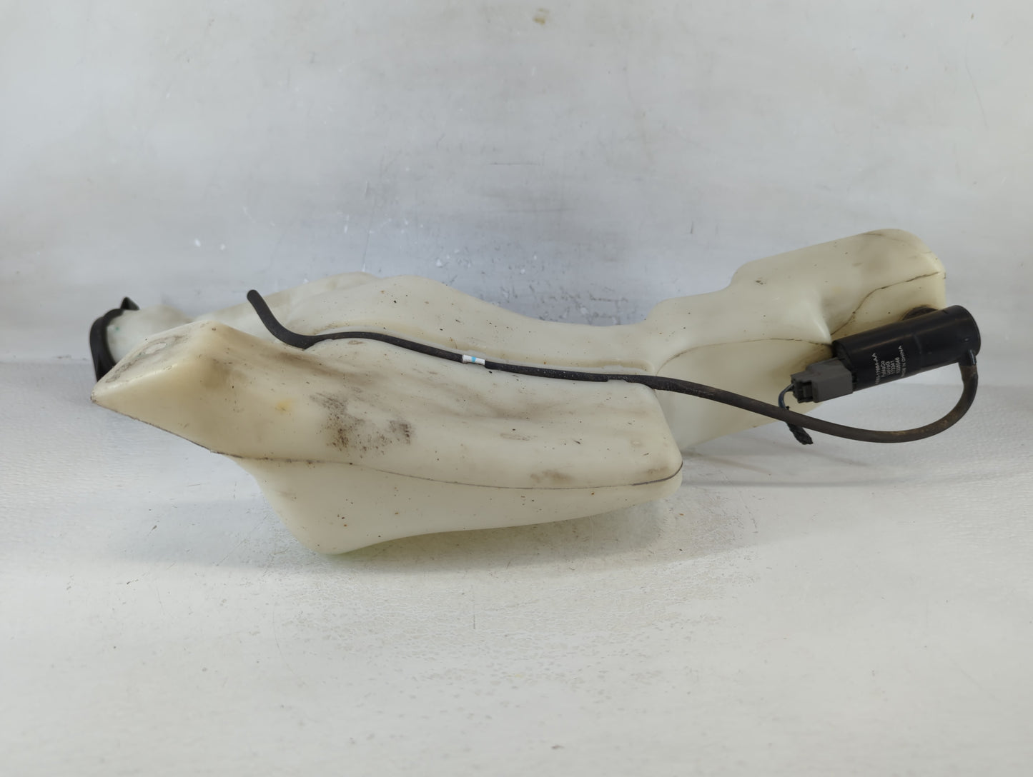 2011-2019 Ford Fiesta Windshield Washer Fluid Reservoir Bottle Oem - Oemusedautoparts1.com