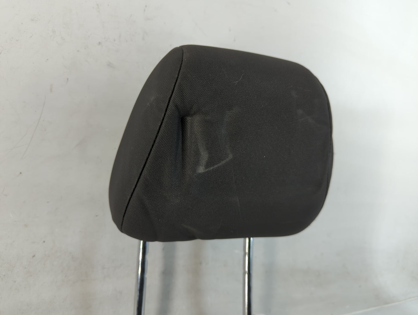 2014-2018 Ford Fiesta Headrest Head Rest Front Driver Passenger Seat Fits Fits 2014 2015 2016 2017 2018 OEM Used Auto Parts 