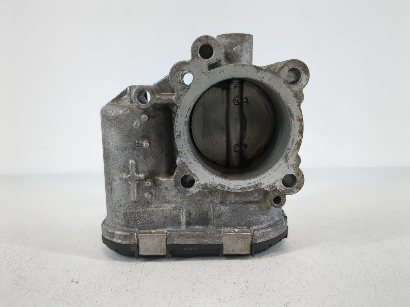 2014-2019 Ford Fiesta Throttle Body Fits Fits 2013 2014 2015 2016 2017 2018 2019 OEM Used Auto Parts - Oemusedautoparts1.com